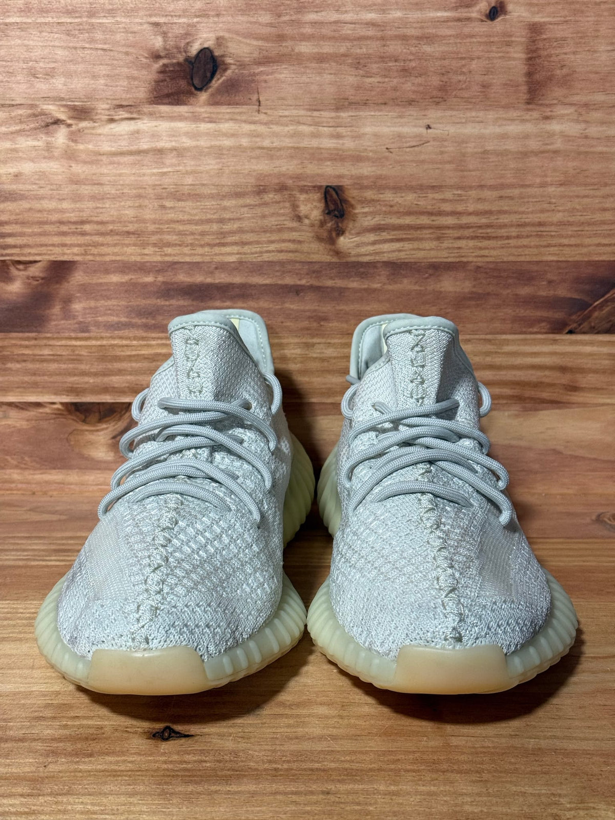 adidas Yeezy Boost 350 V2 Light - Size 11