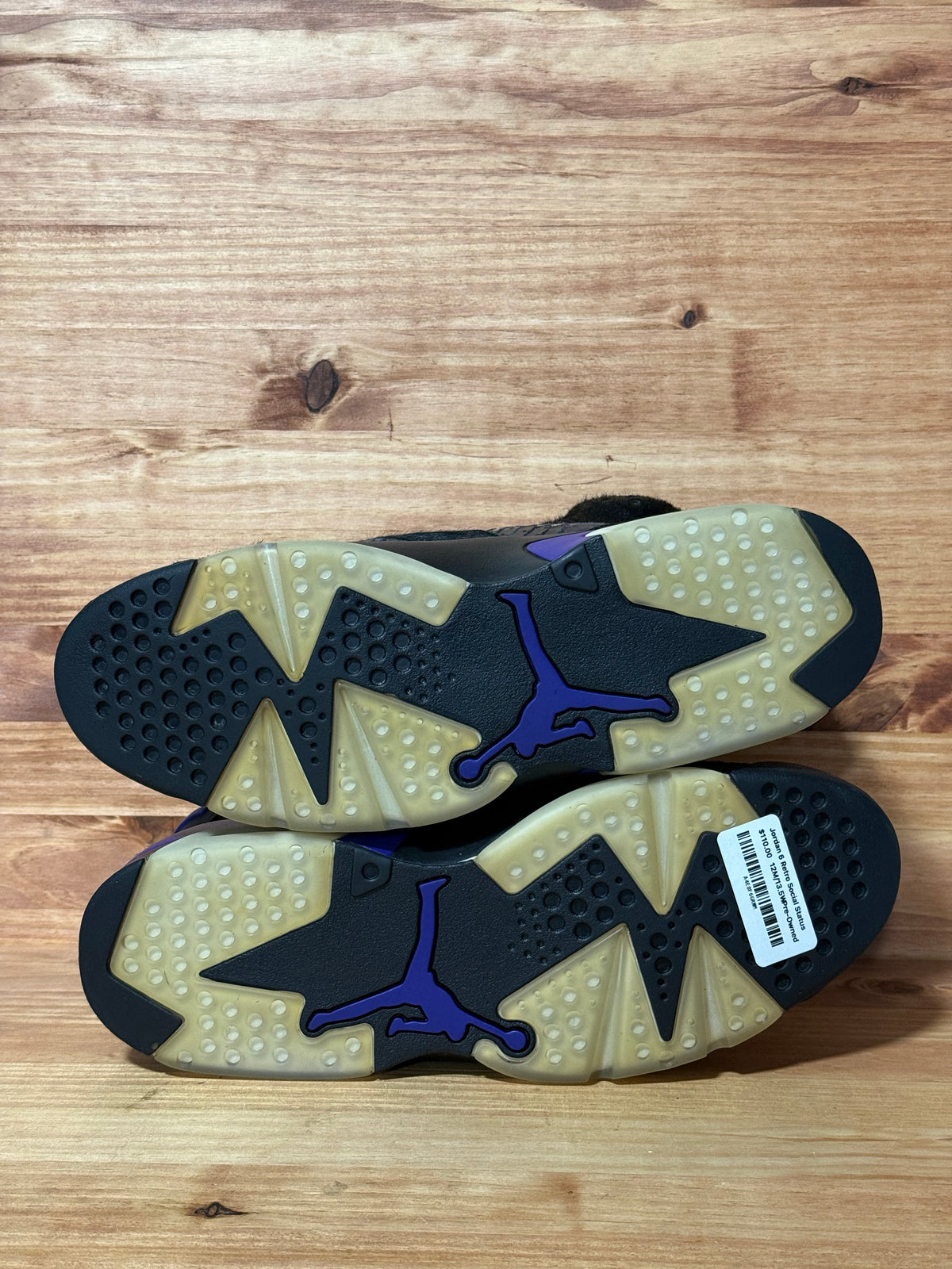 Jordan 6 Retro Social Status