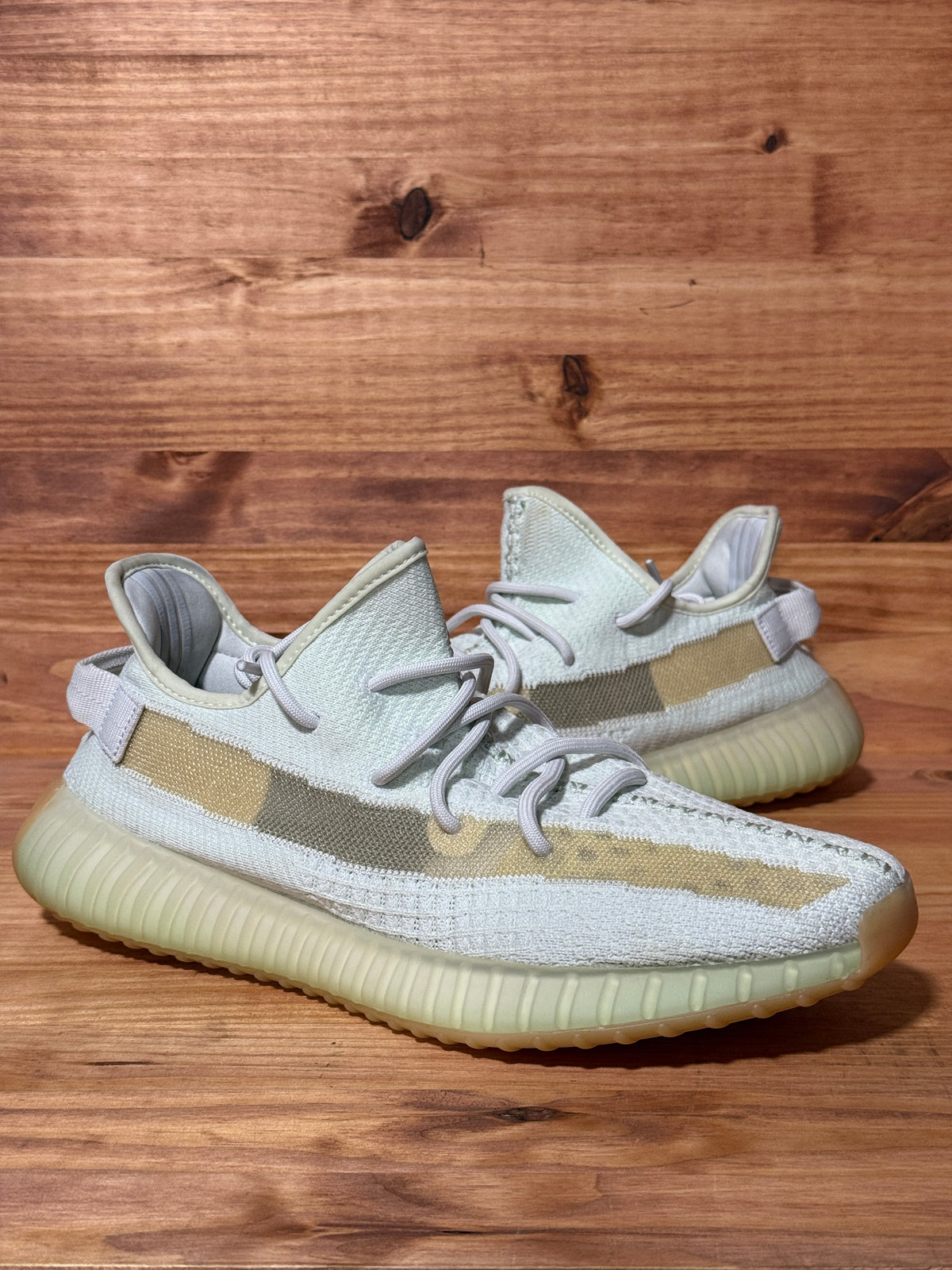 adidas Yeezy Boost 350 V2 Hyperspace