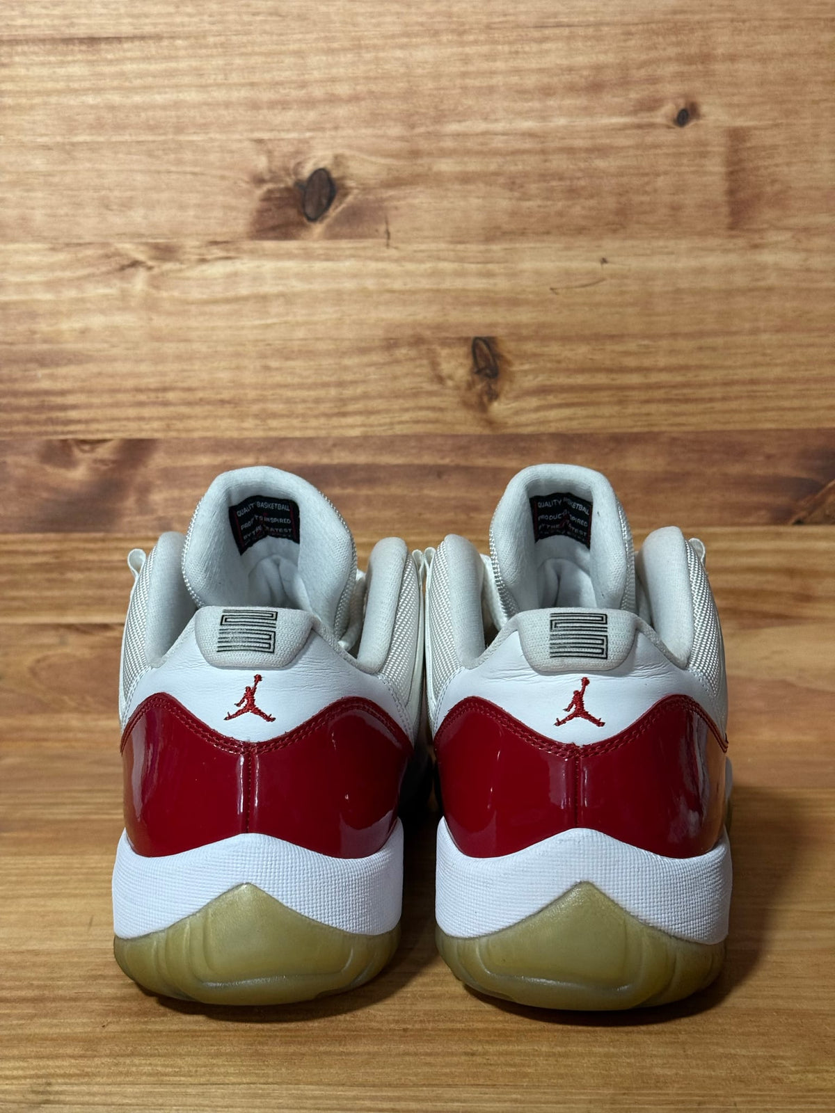 Jordan 11 Retro Low Cherry (2016)