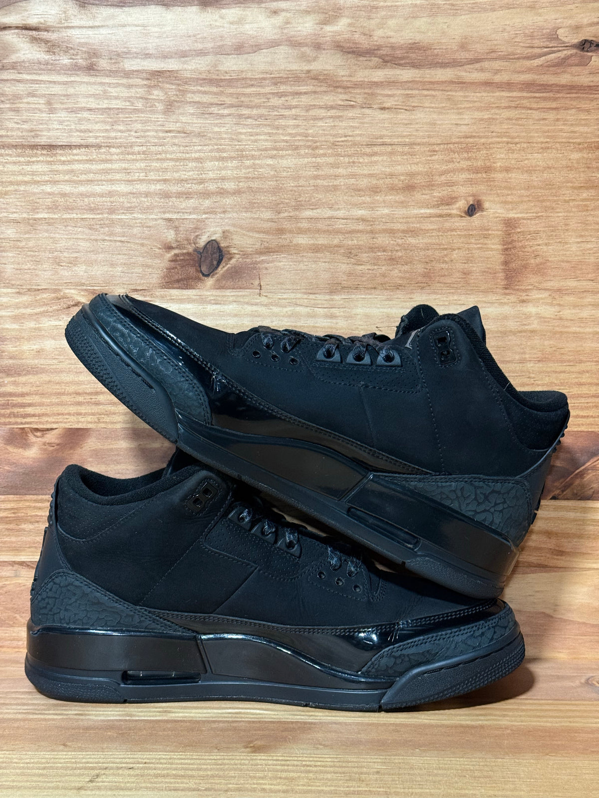 Jordan 3 Retro Black Cat (2025)