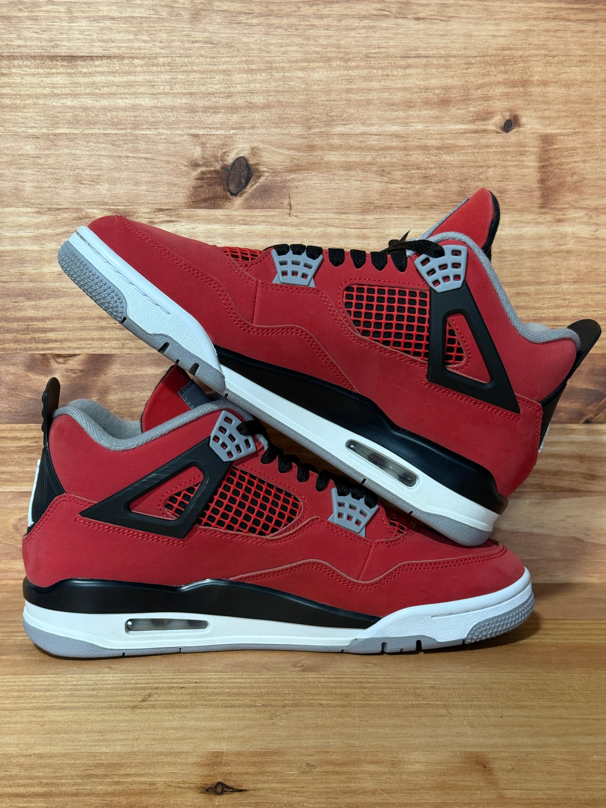 Jordan 4 Retro Toro Bravo (2026)