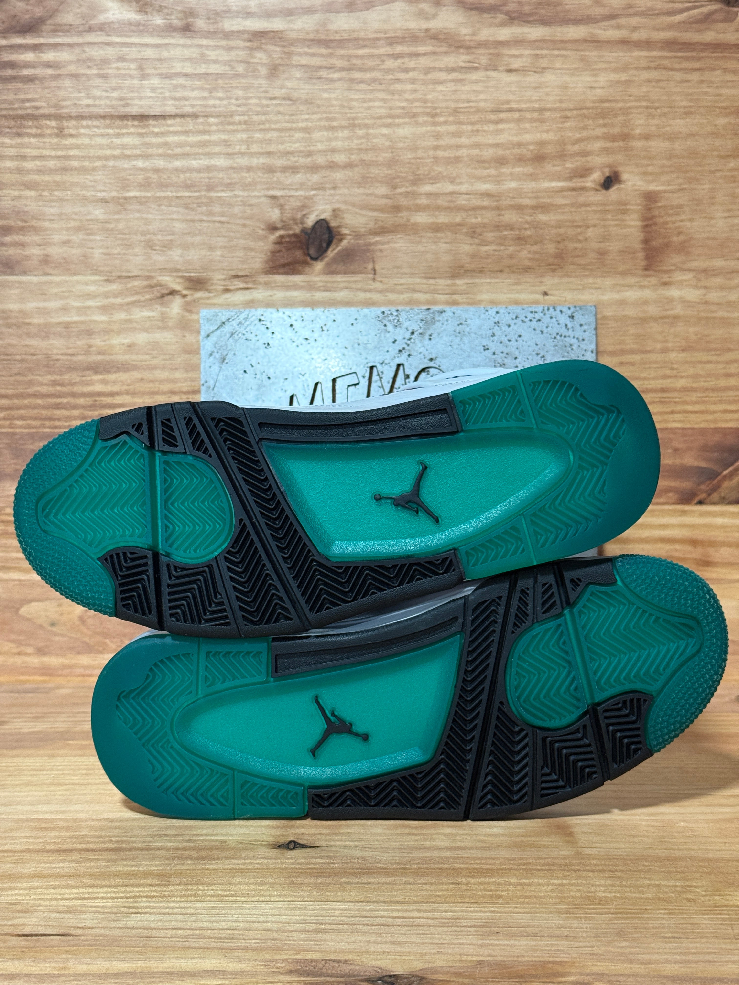 Jordan 4 Retro Lucid Green Rasta (Women's)