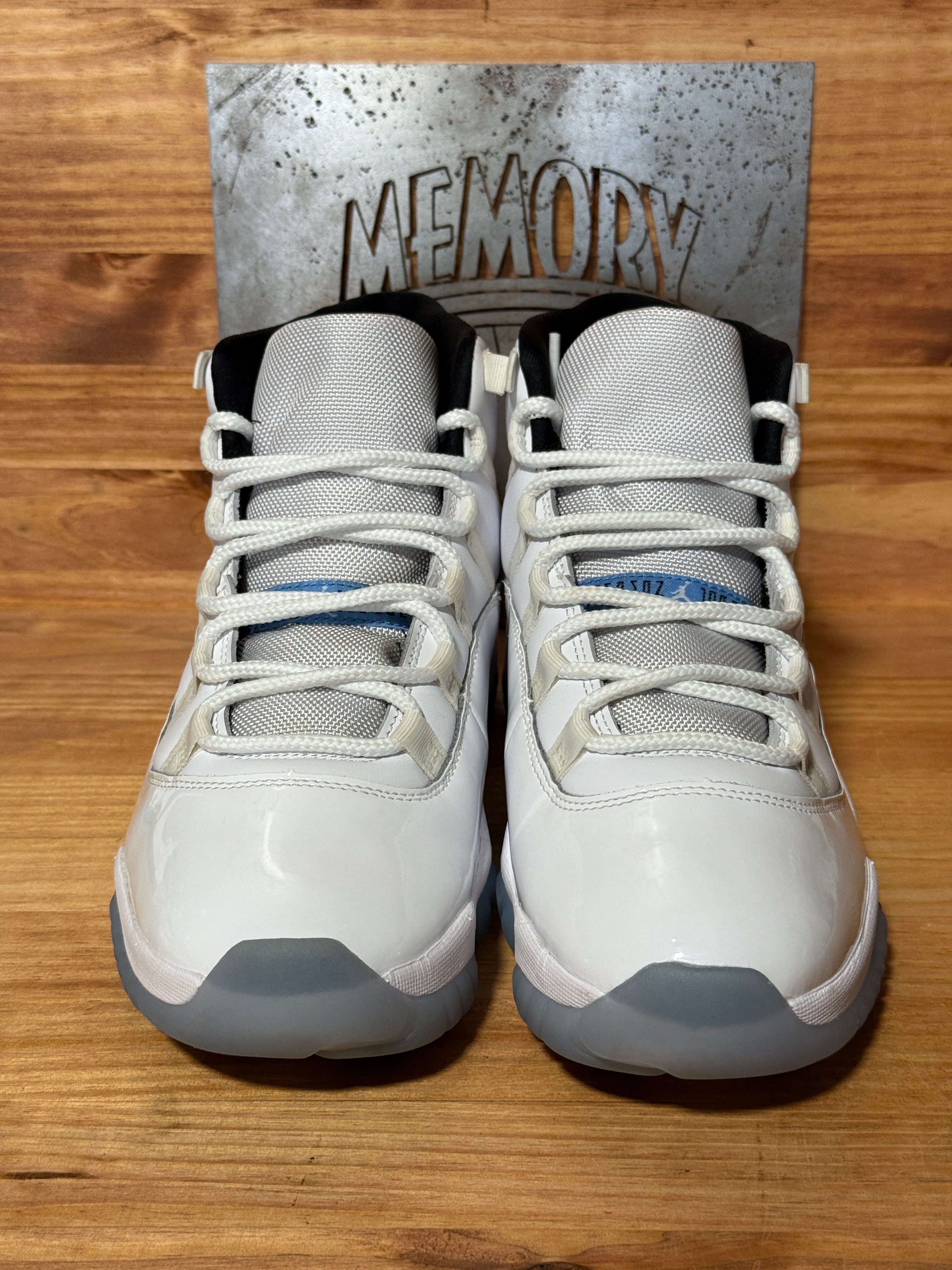 Jordan 11 Retro Legend Blue (2024)