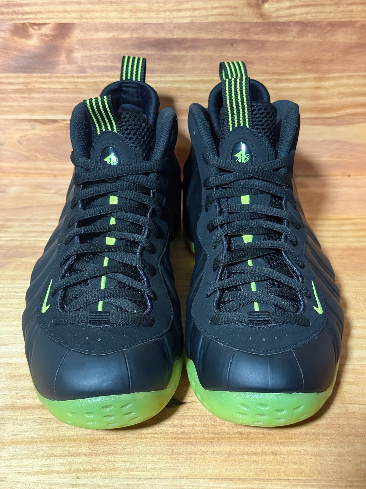 Nike Air Foamposite One Black Volt