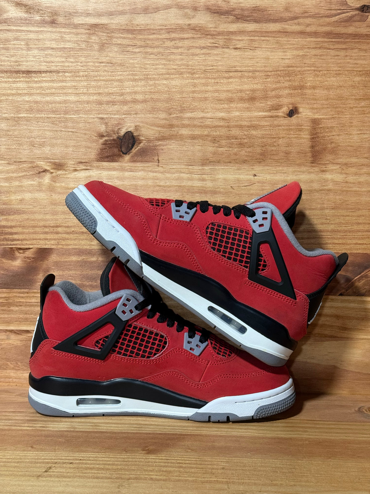 Jordan 4 Retro Toro Bravo (2026) (GS) - Size 7Y