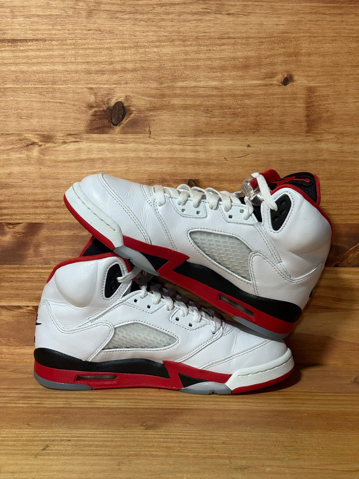 Jordan 5 Retro Fire Red Black Tongue (2025) (GS) - Size 6Y