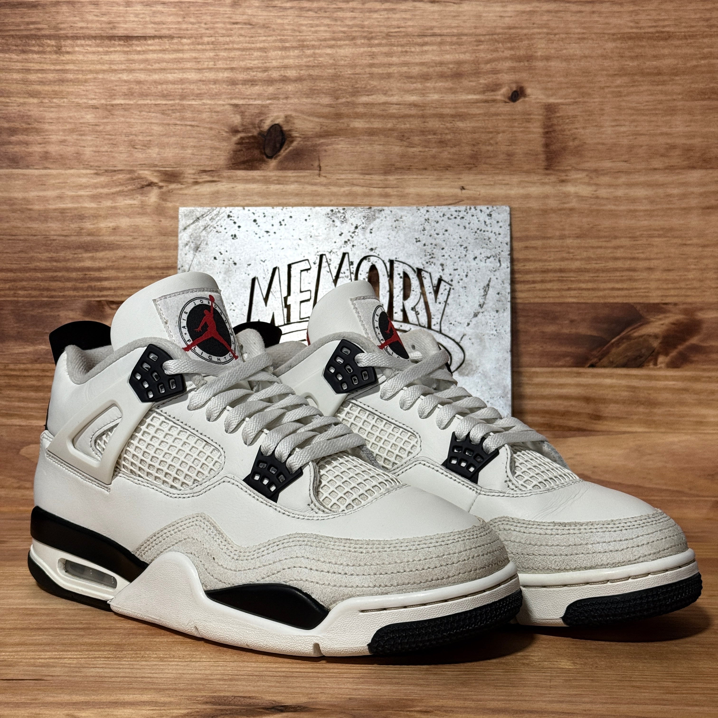 Jordan 4 Retro OG Flight Club