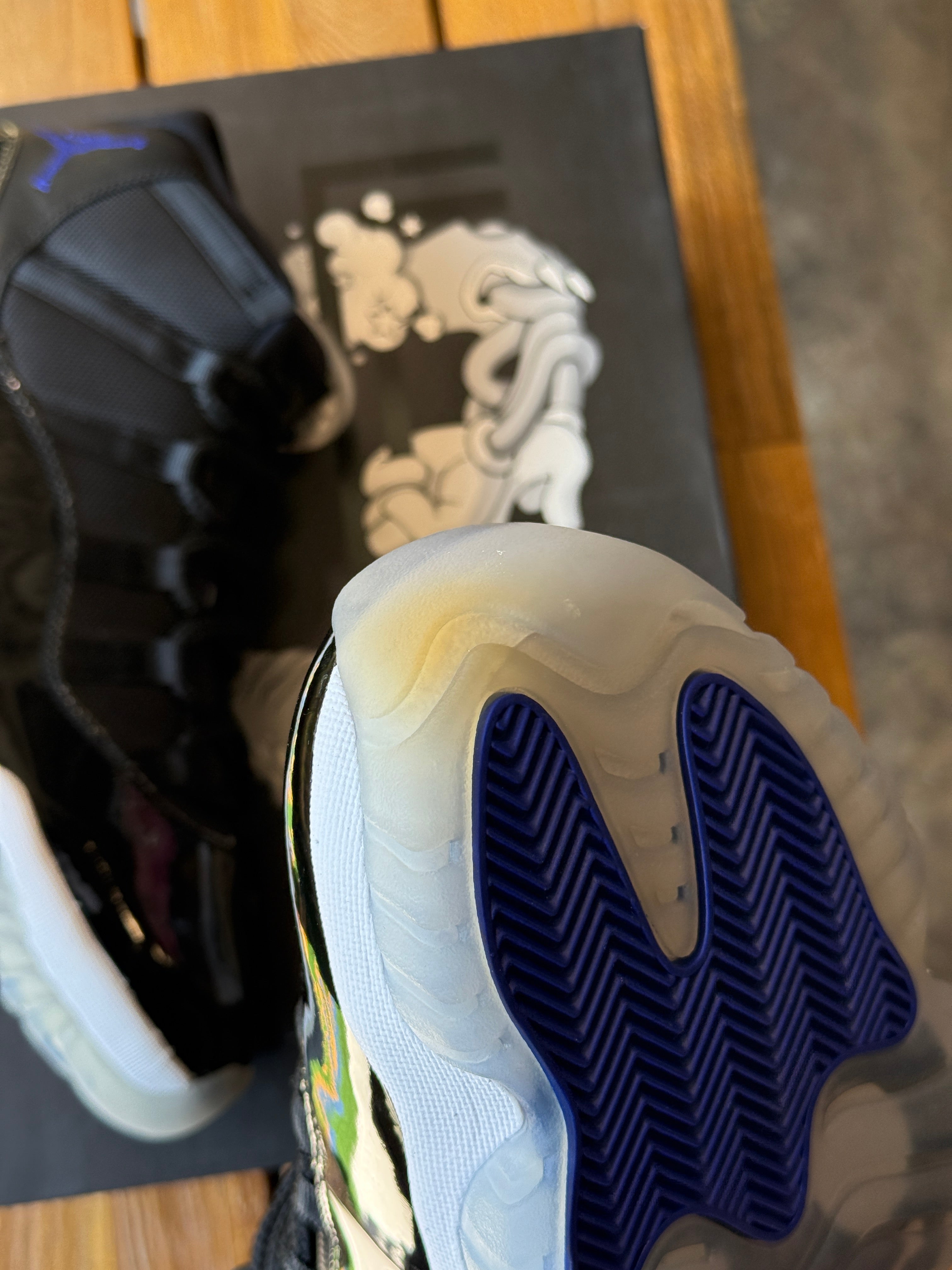 Jordan 11 Retro Space Jam (2016)