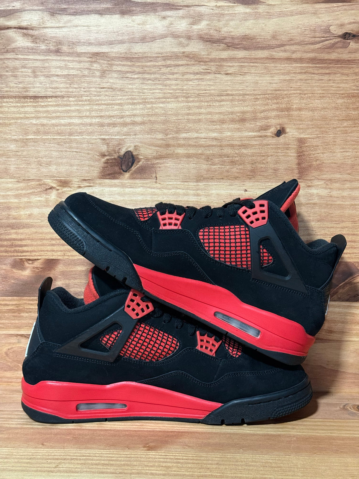 Jordan 4 Retro Red Thunder