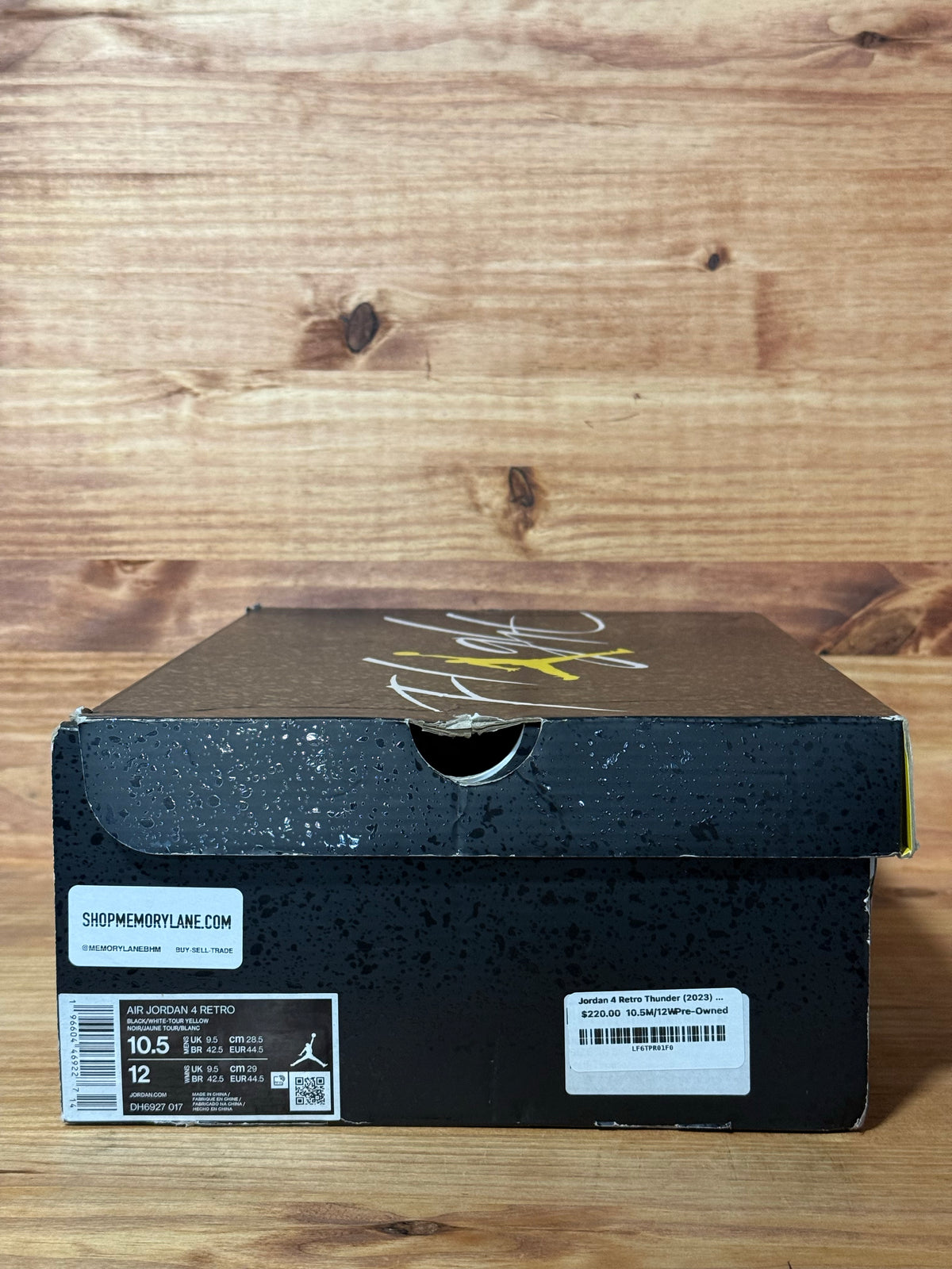 Jordan 4 Retro Thunder (2023) - Size 10.5