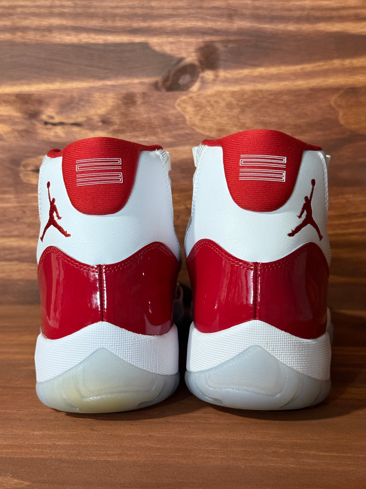 Jordan 11 Retro Cherry (2022)