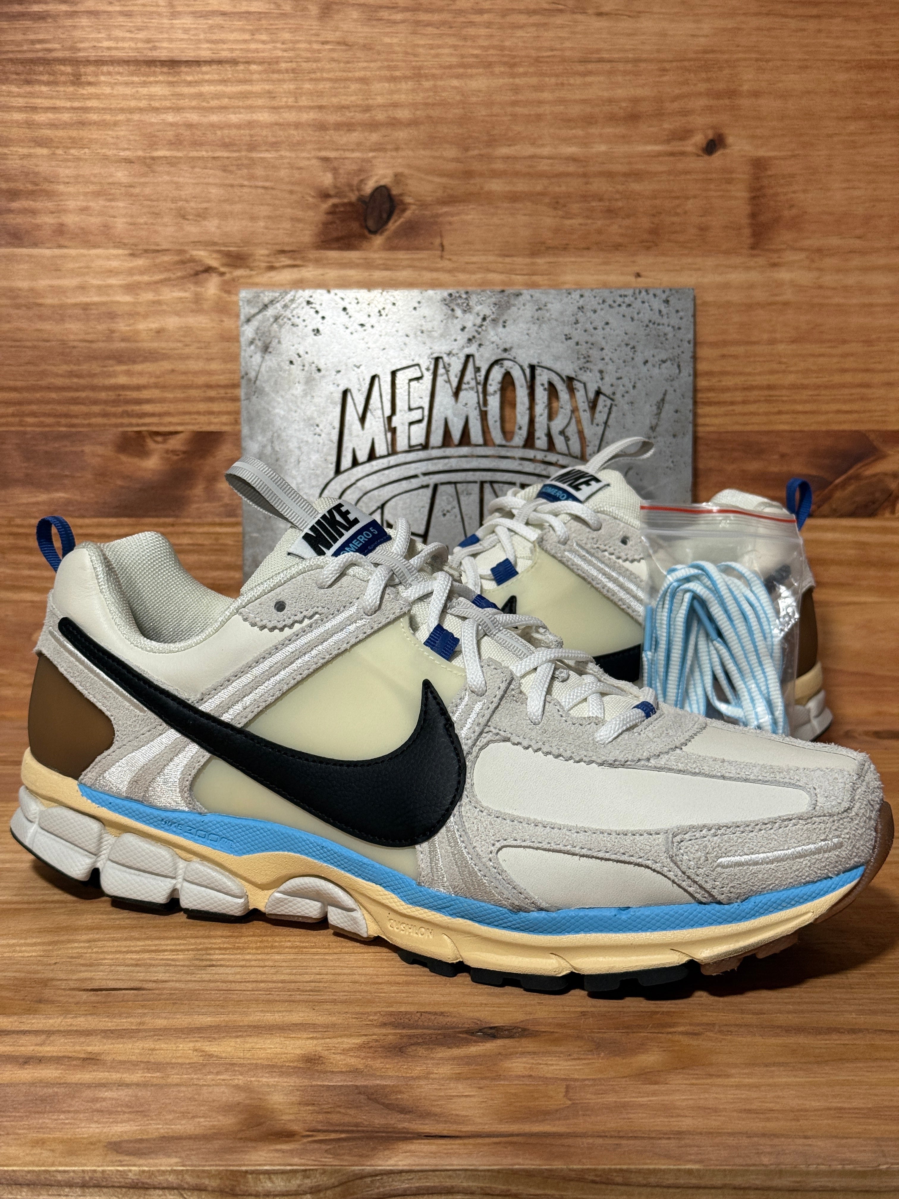 Nike Zoom Vomero 5 Designed by Japan (Women's)