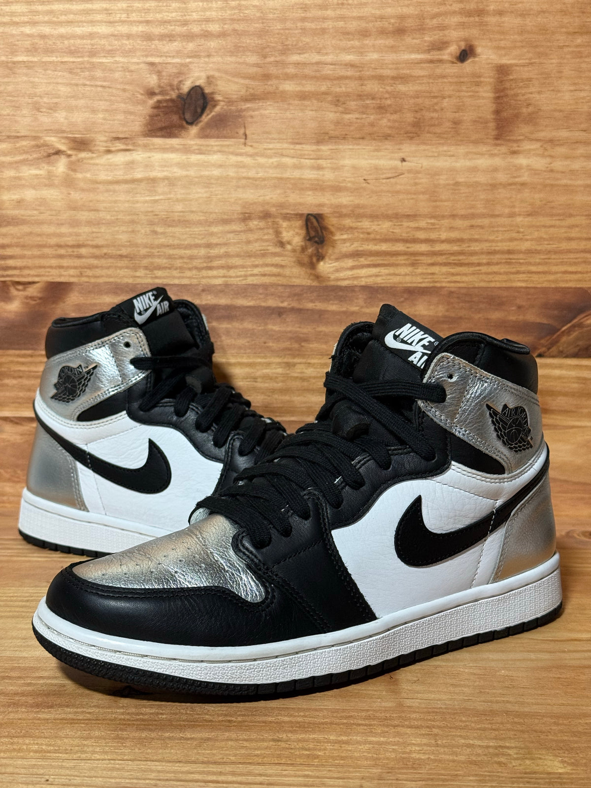 Jordan 1 Retro High Silver Toe (Women's)