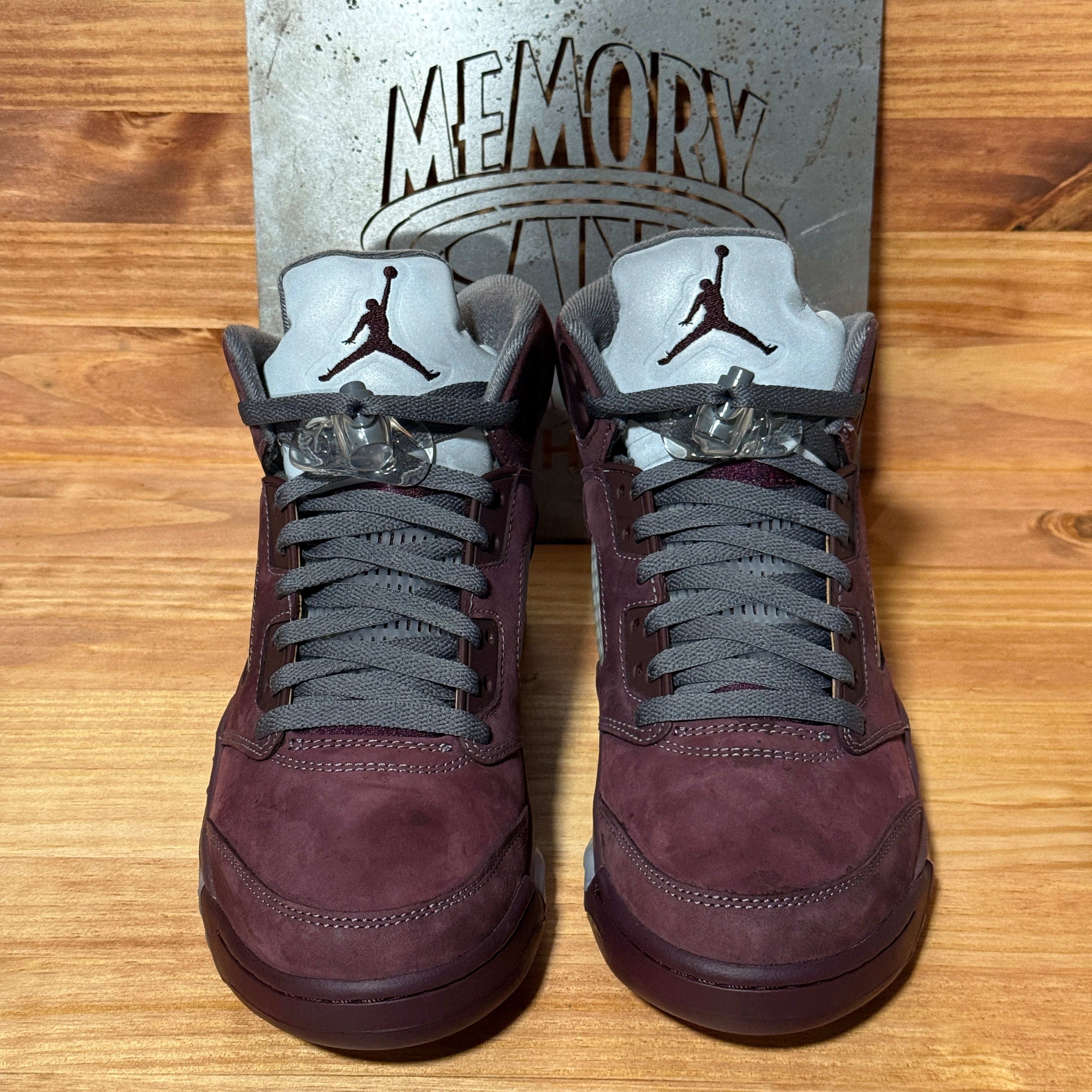 Jordan 5 Retro Burgundy (2023)