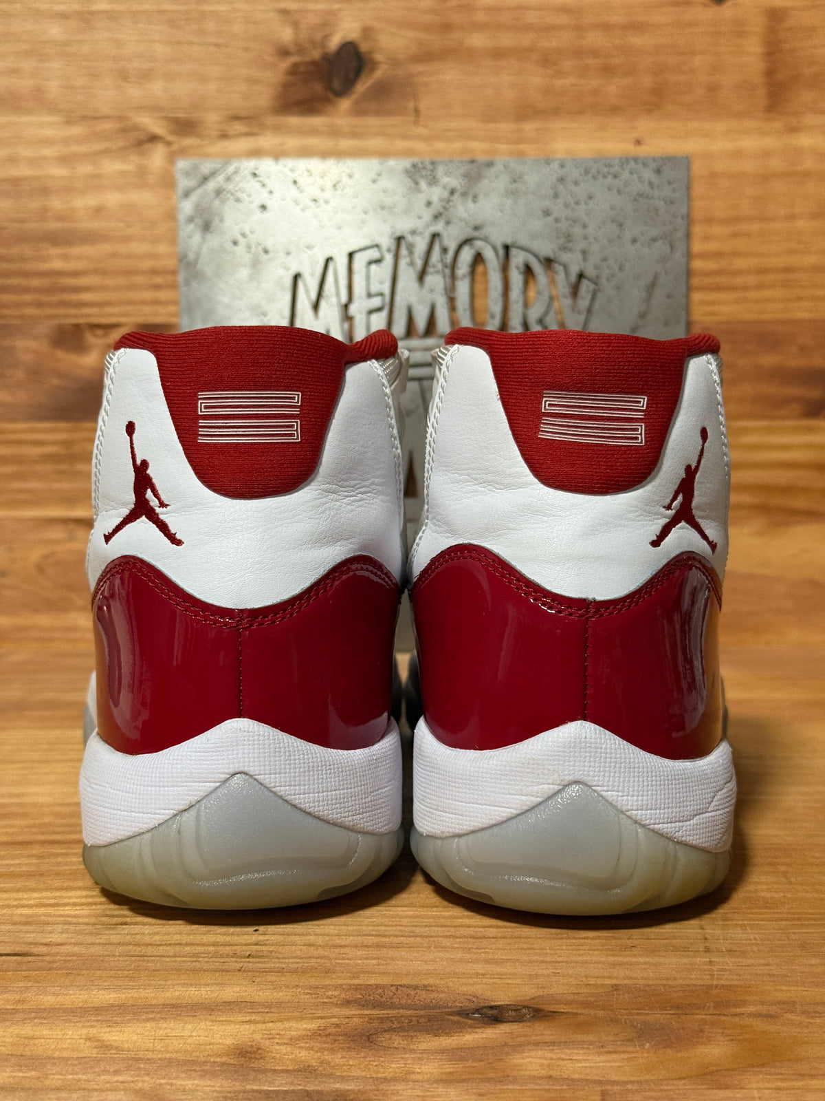 Jordan 11 Retro Cherry (2022)