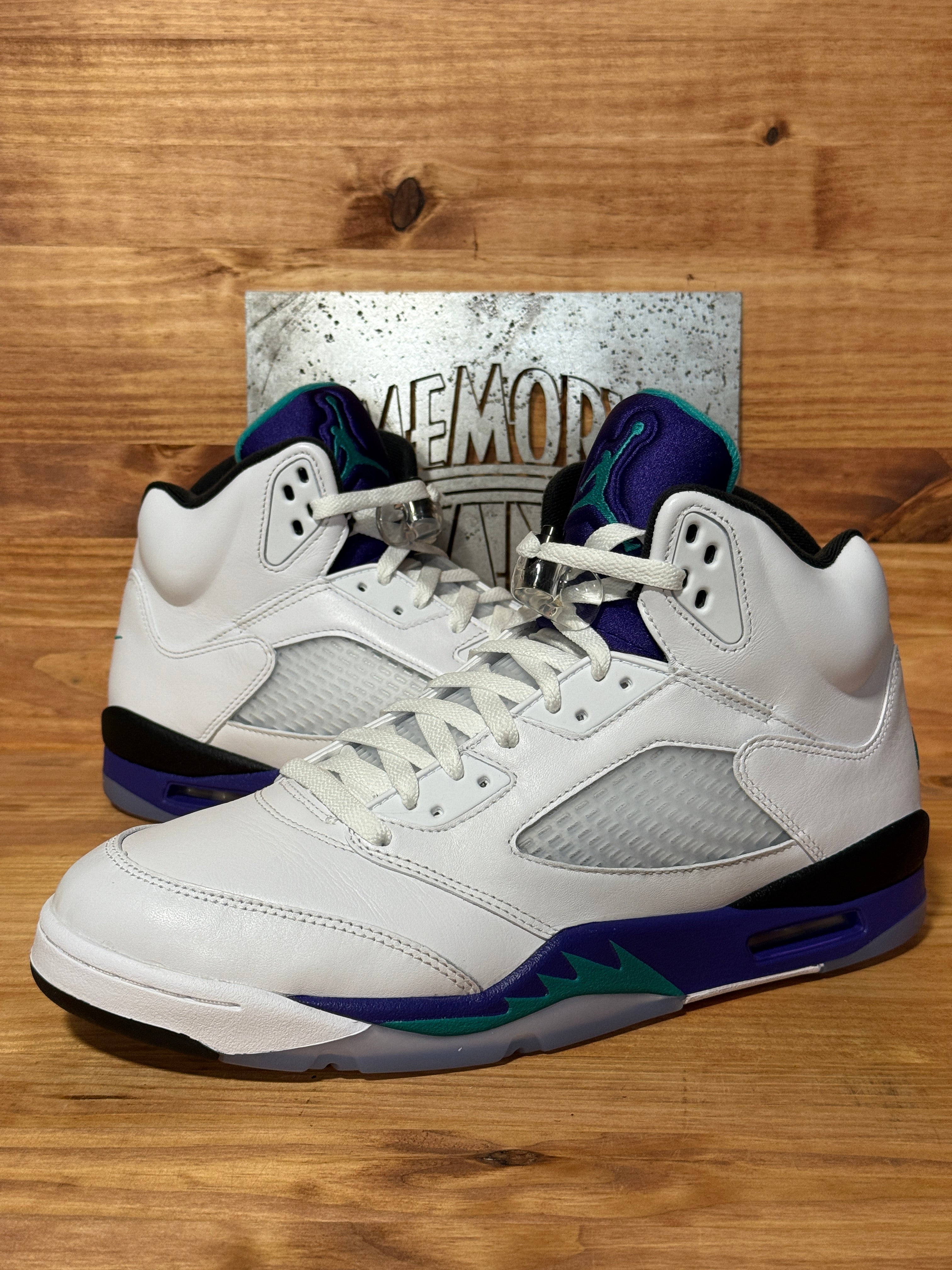Jordan 5 Retro Grape (2025)