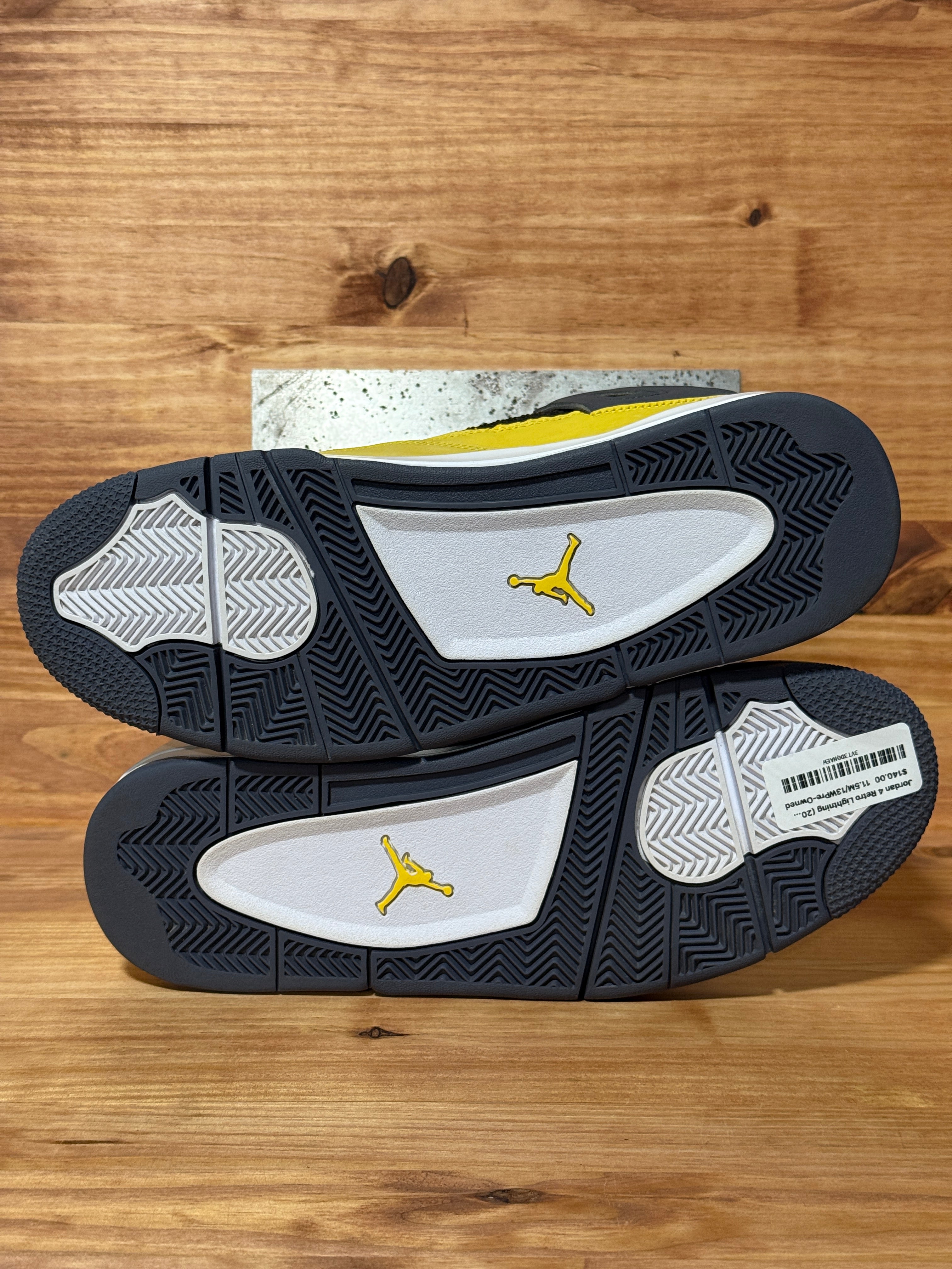 Jordan 4 Retro Lightning (2021)