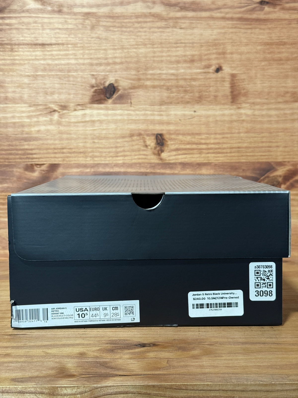 Jordan 5 Retro Black University Blue (2026)