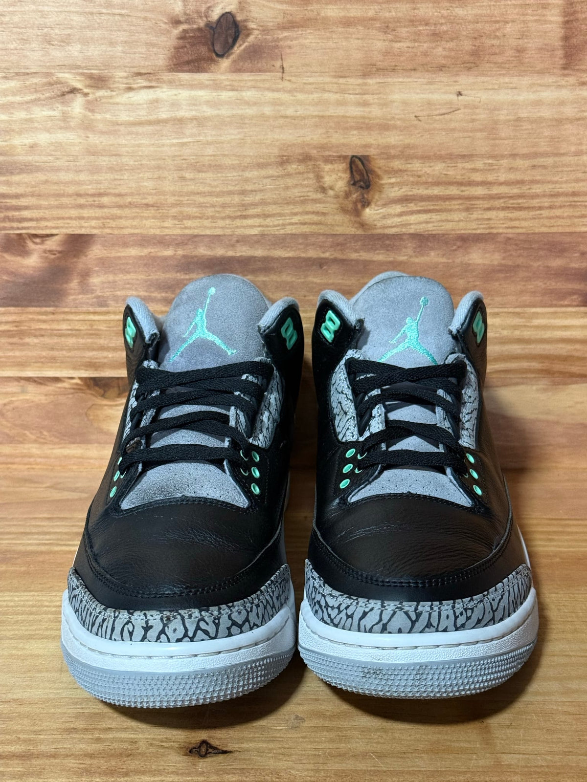 Jordan 3 Retro Green Glow - Size 11