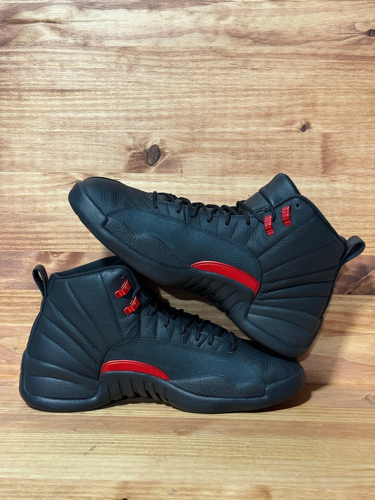 Jordan 12 Retro Bloodline - Size 11