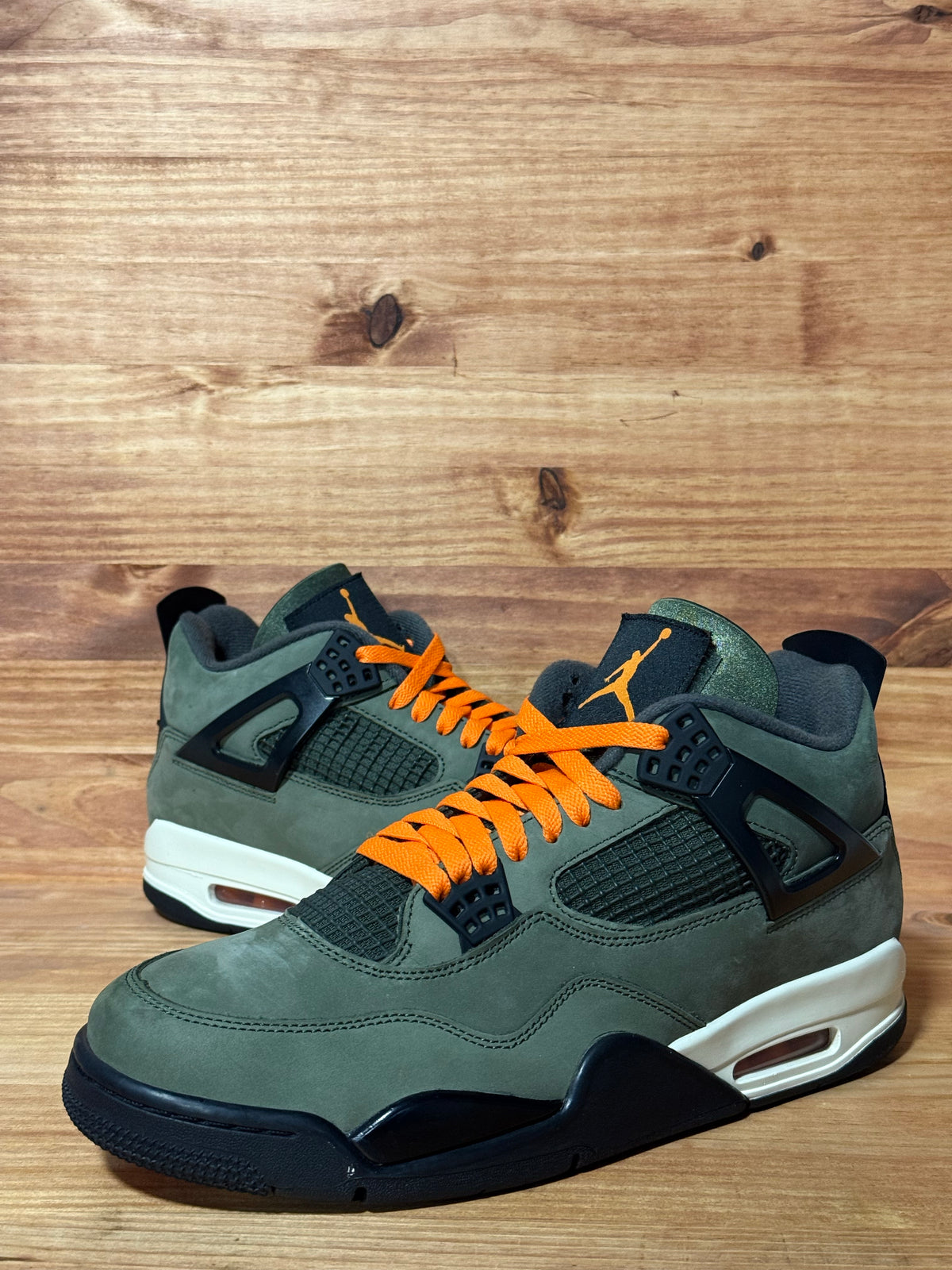 Jordan 4 Retro OG SP Undefeated (2025)