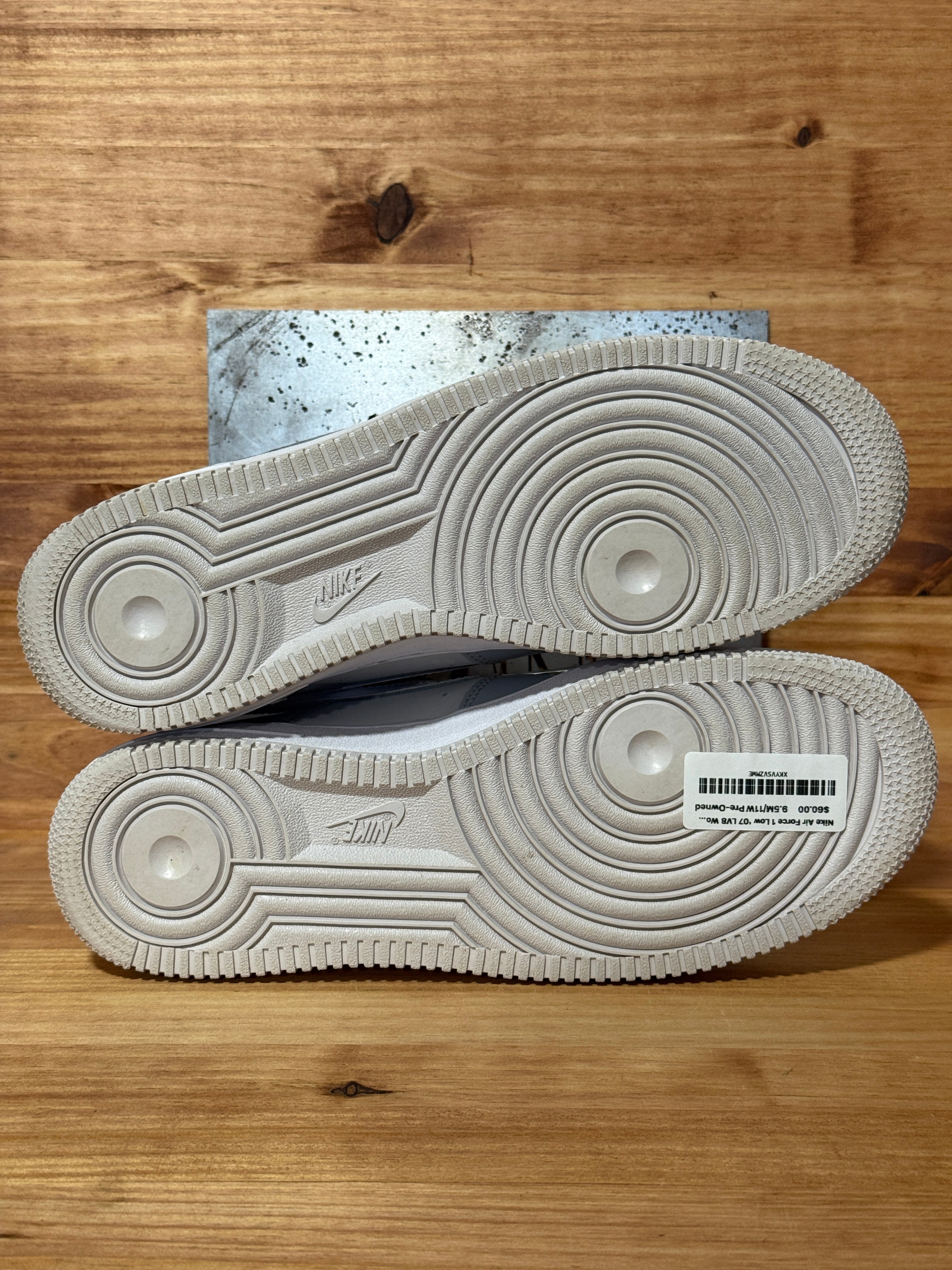 Nike Air Force 1 Low '07 LV8 Wolf Grey Vast Grey White