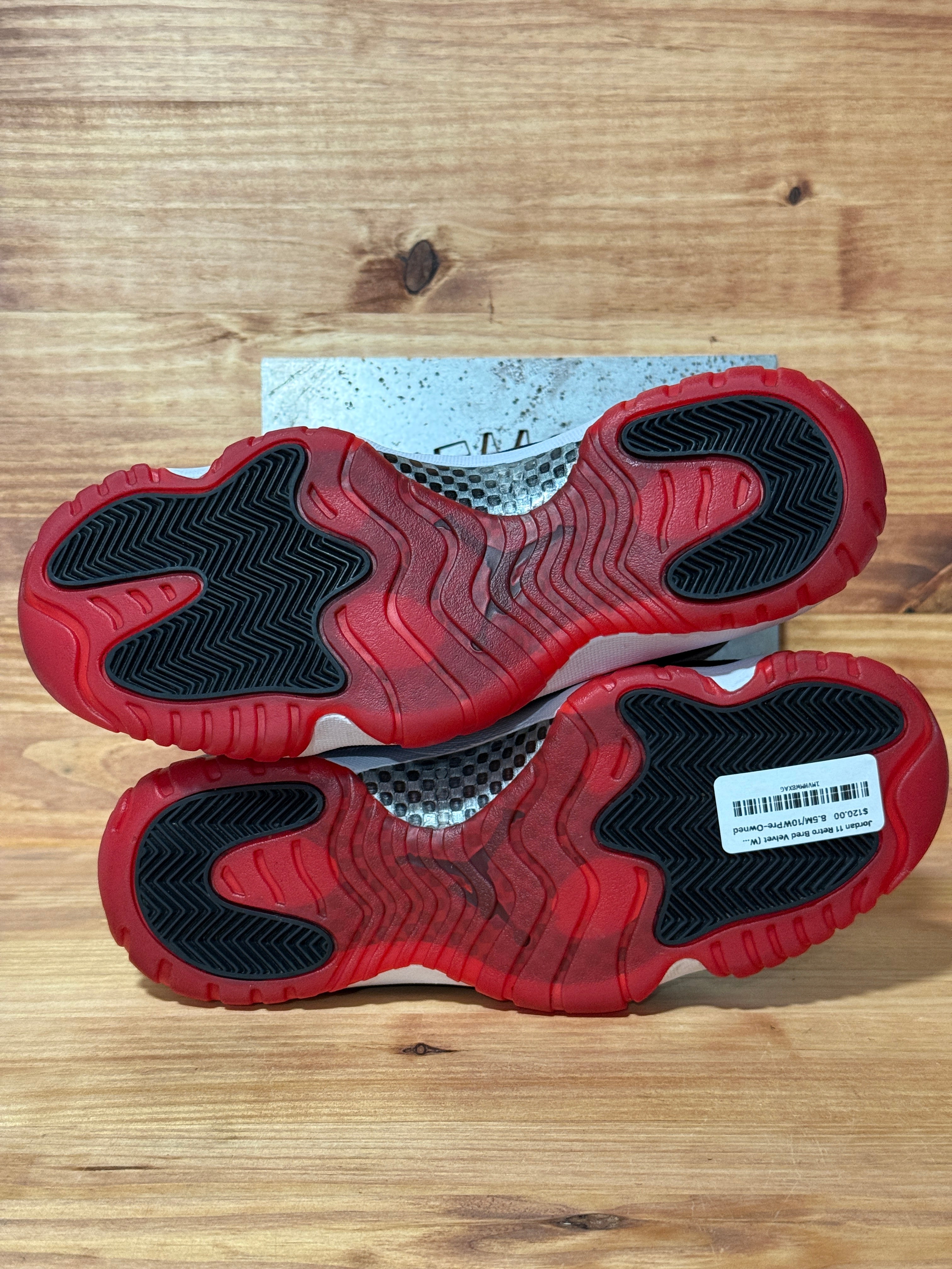 Jordan 11 Retro Bred Velvet (Women's)