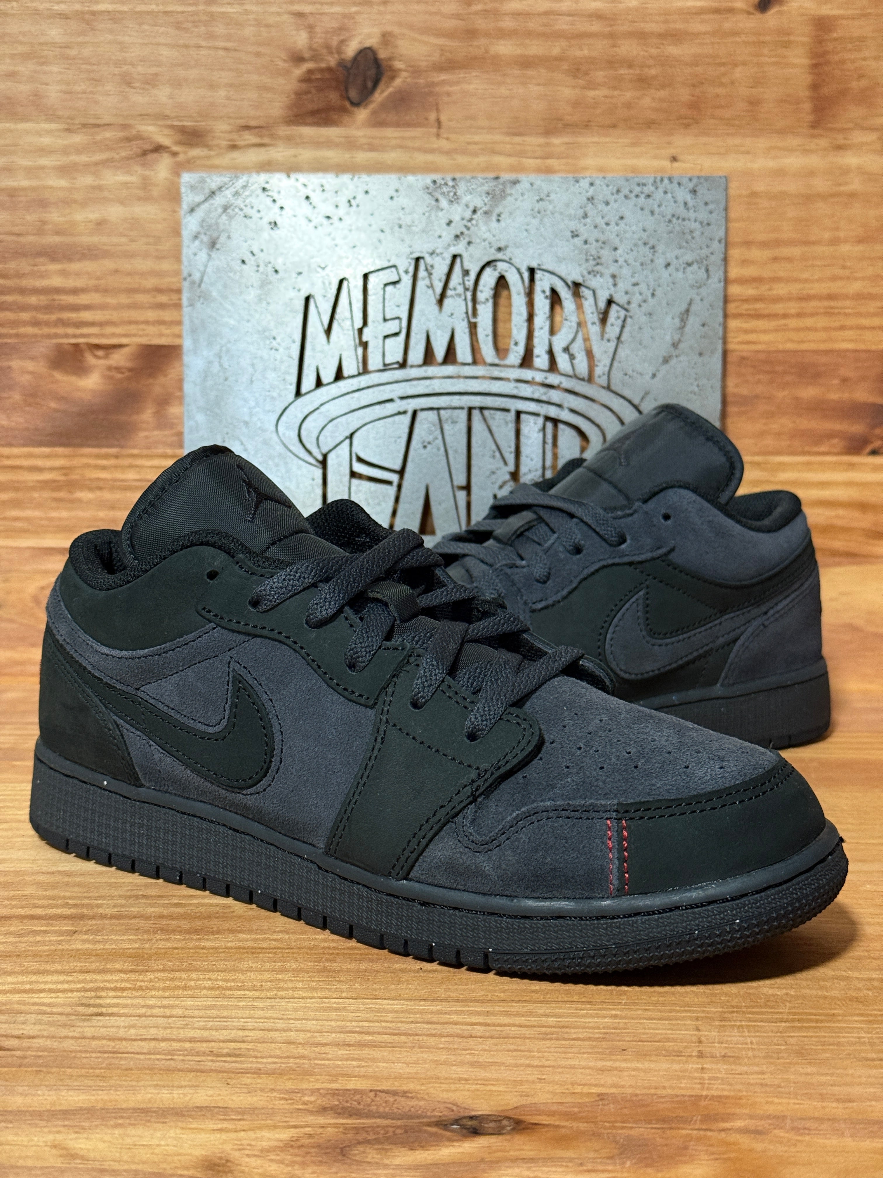 Jordan 1 Low SE Craft Dark Smoke Red (GS)