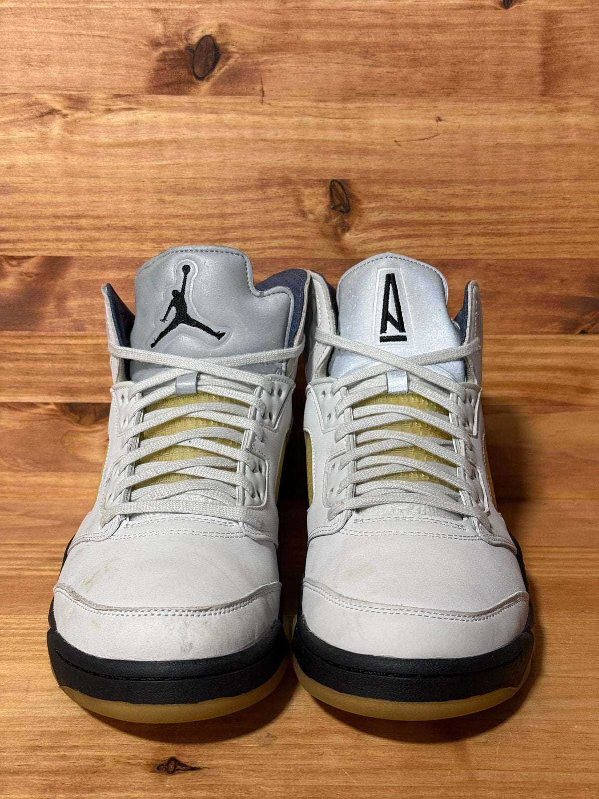 Jordan 5 Retro A Ma Maniére Dawn (Women's) - Size 12W