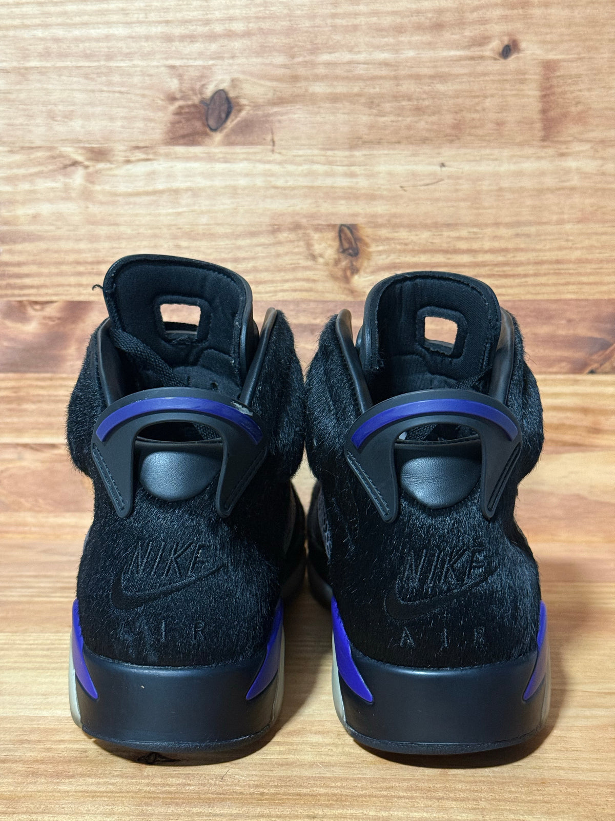 Jordan 6 Retro Social Status