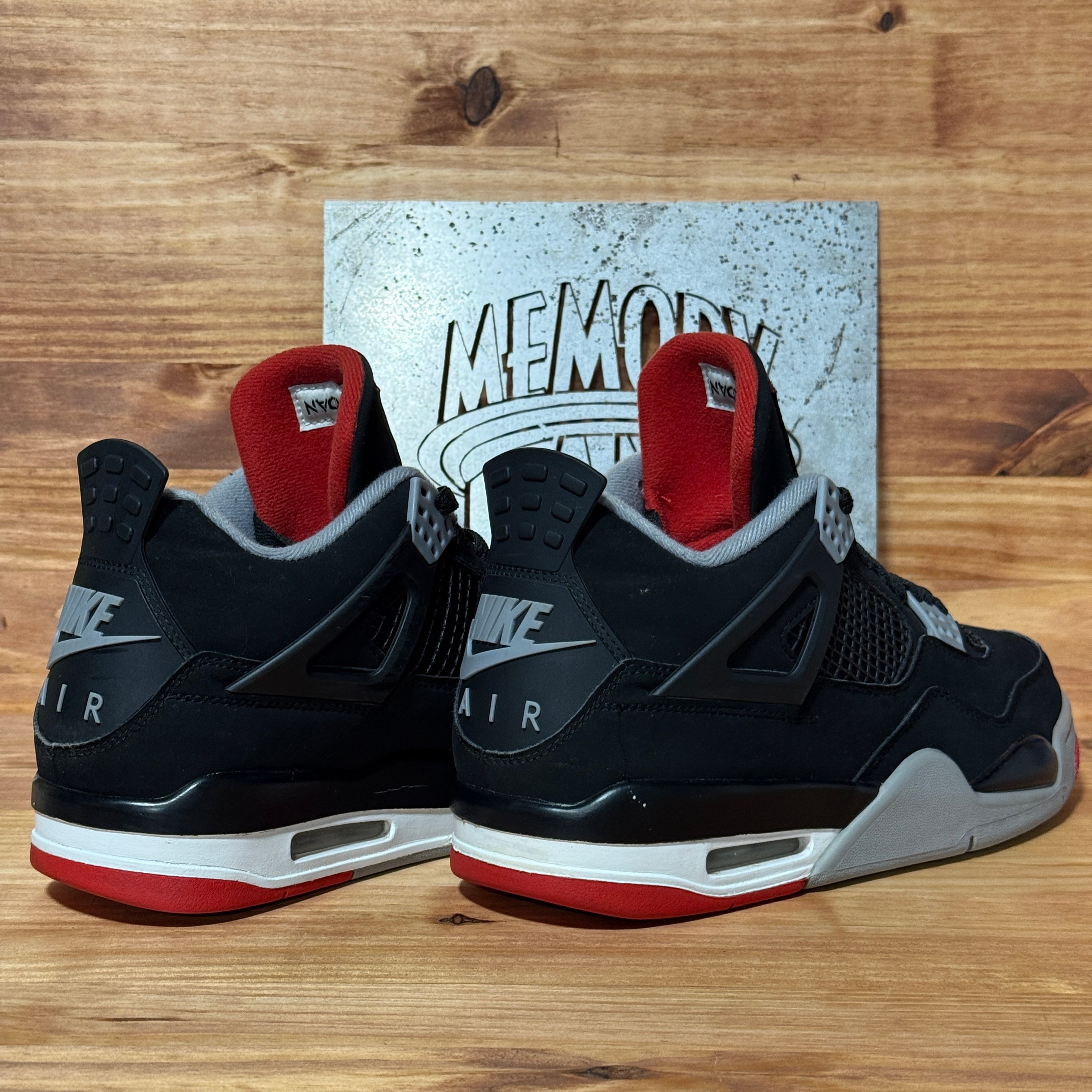 Jordan 4 Retro Bred (2019)