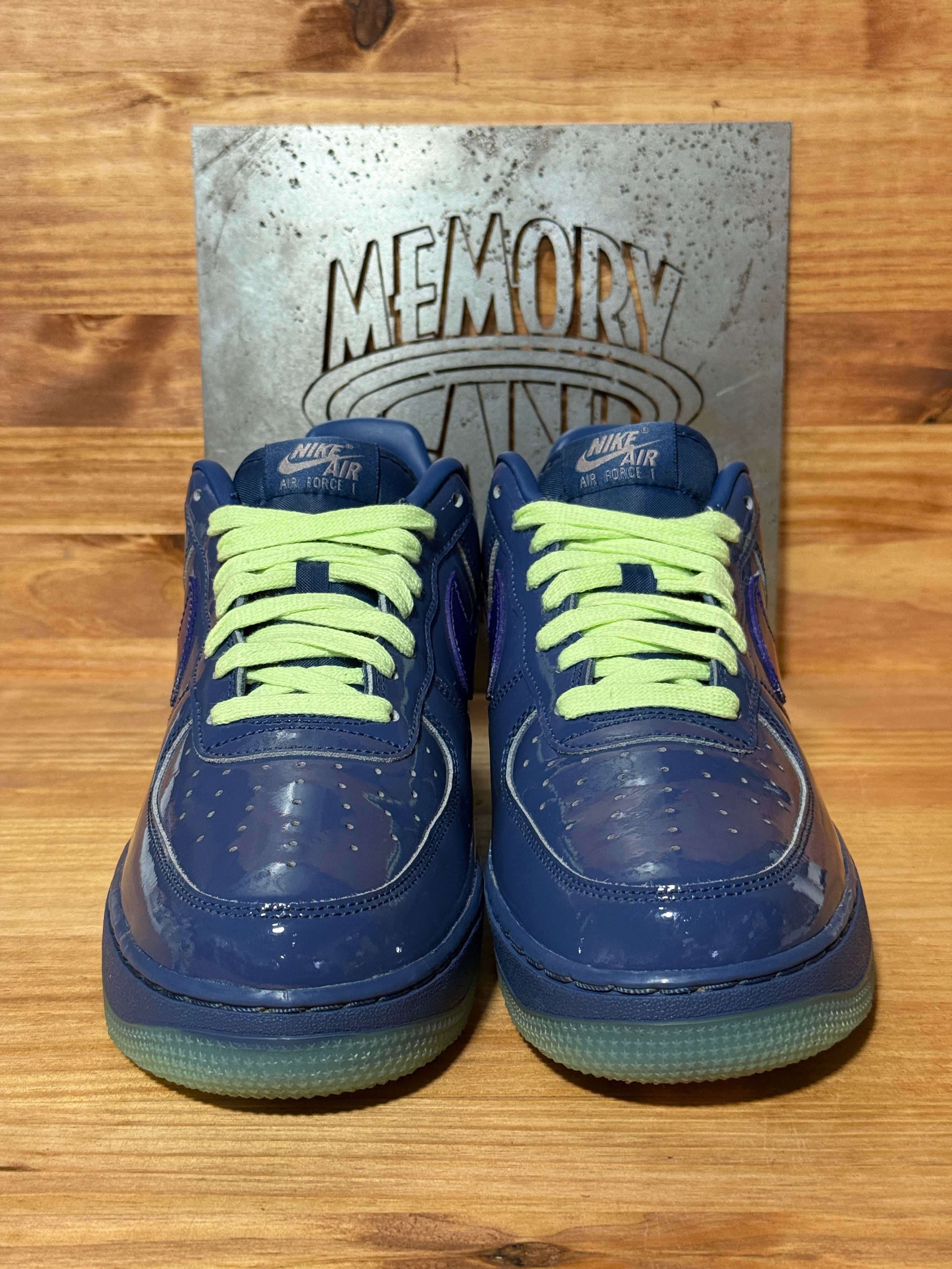 Nike Air Force 1 Low Patent Leather Mystic Navy Grape Ice