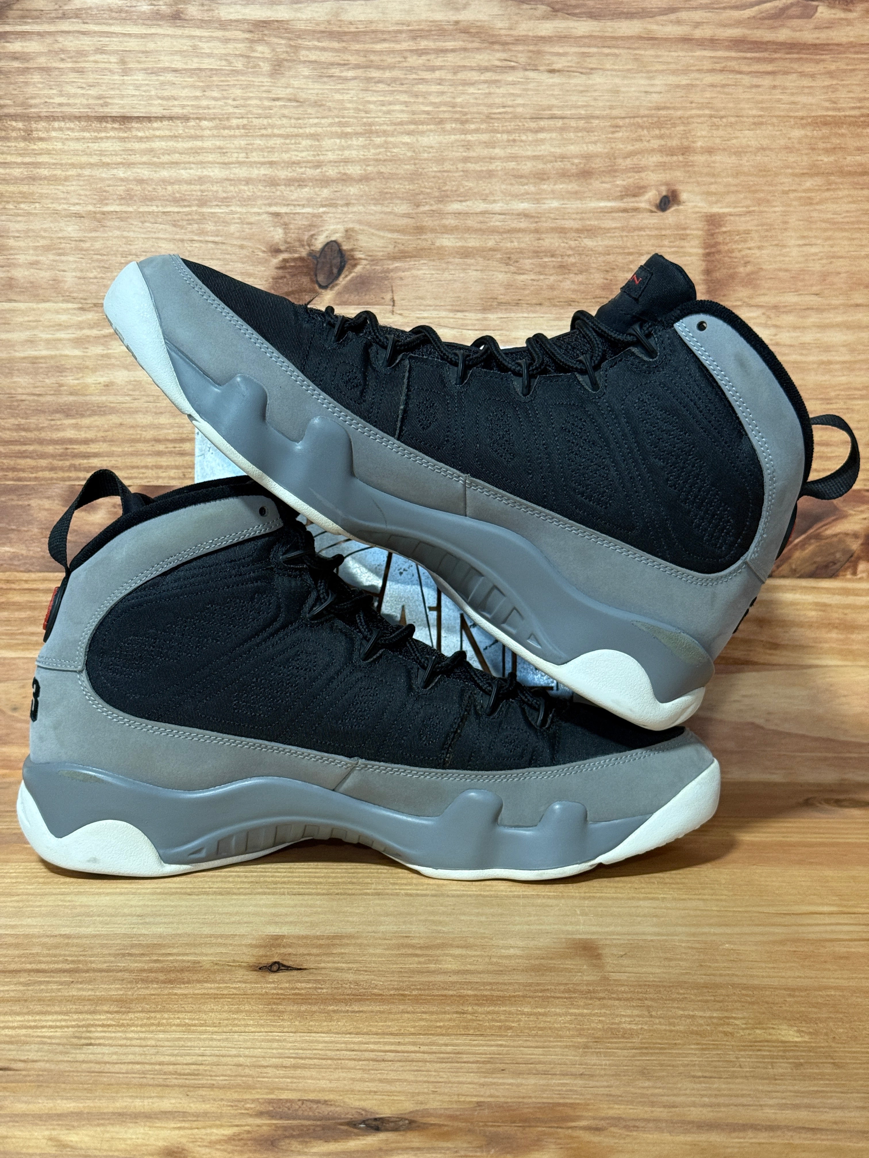 Jordan 9 Retro Particle Grey