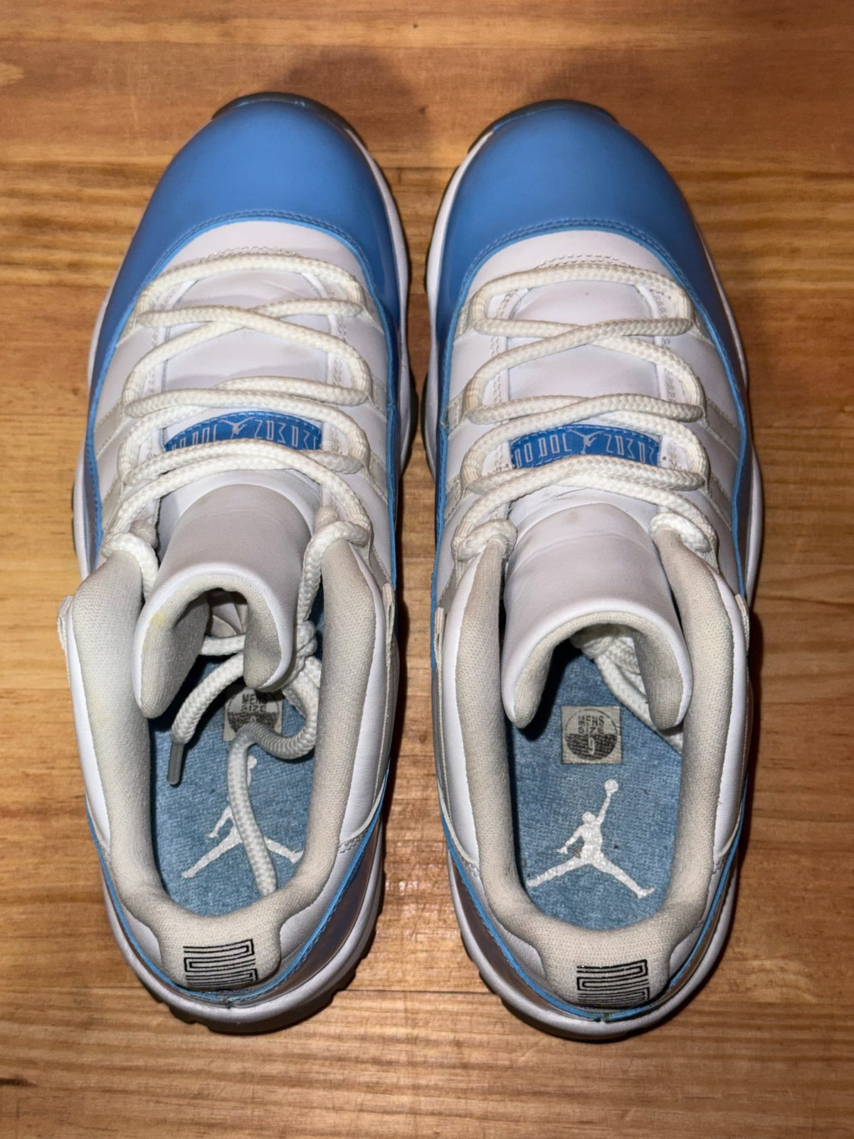 Jordan 11 Retro Low University Blue (2017) - Size 9