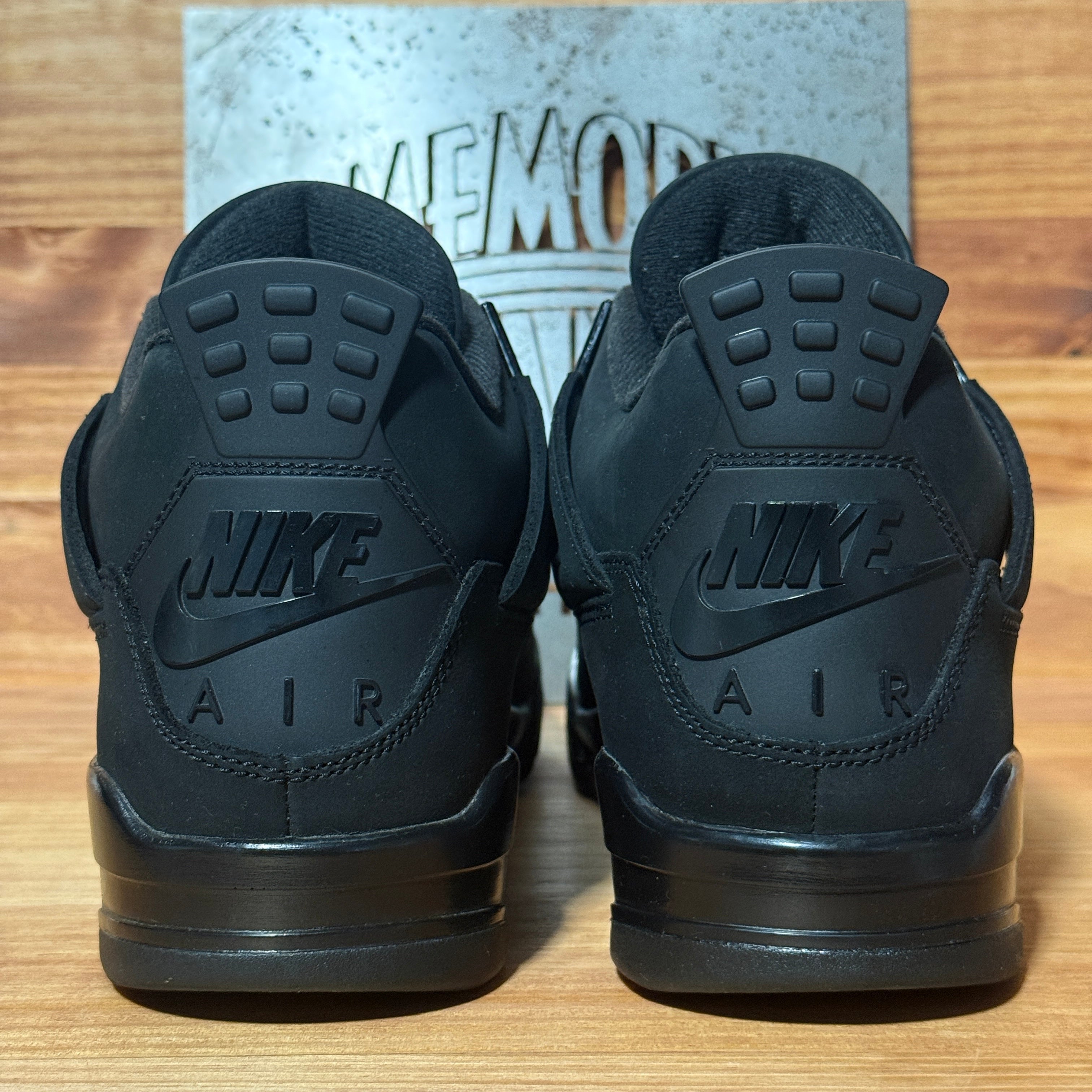 Jordan 4 Retro Black Cat (2025)