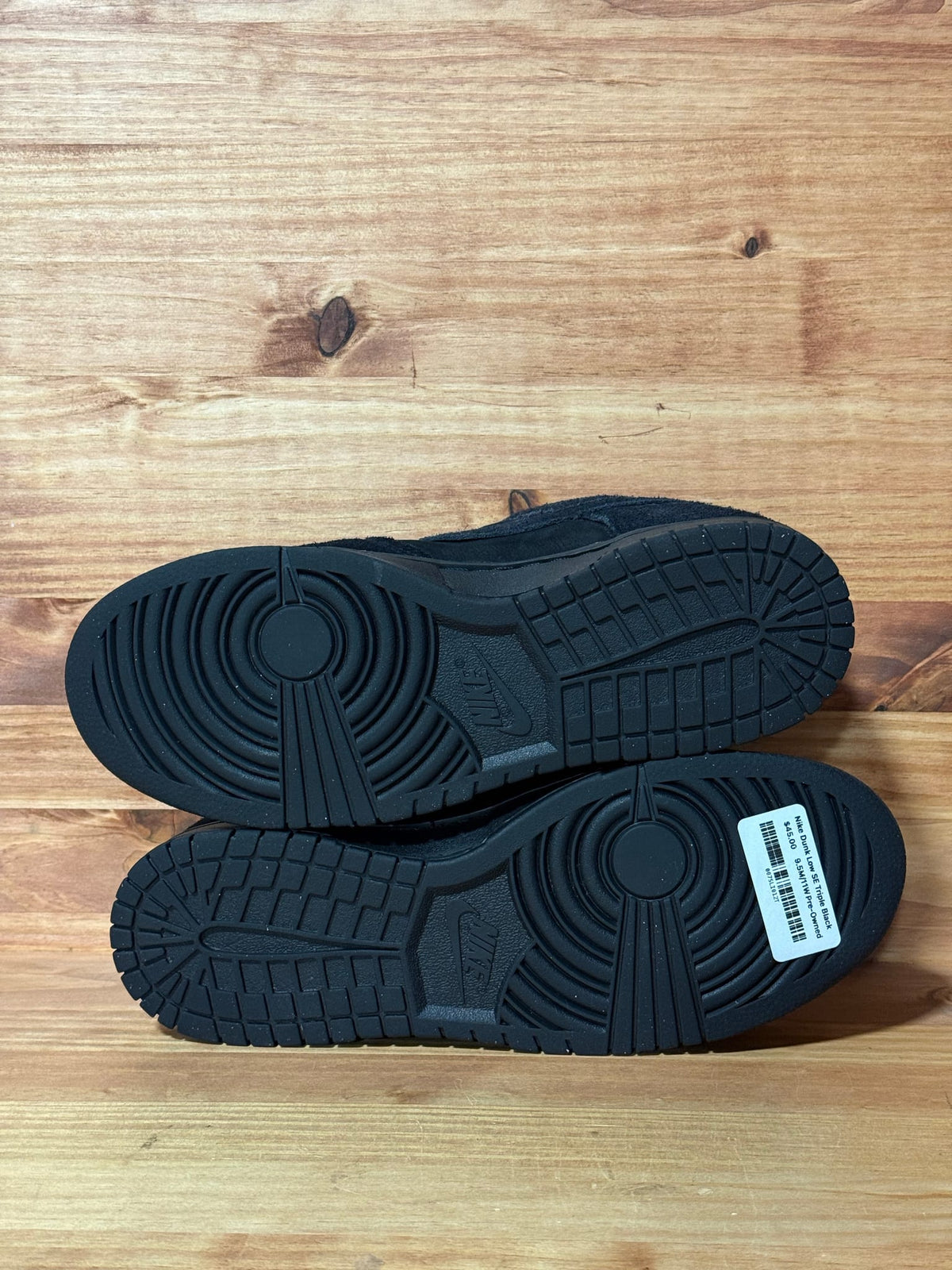 Nike Dunk Low SE Triple Black
