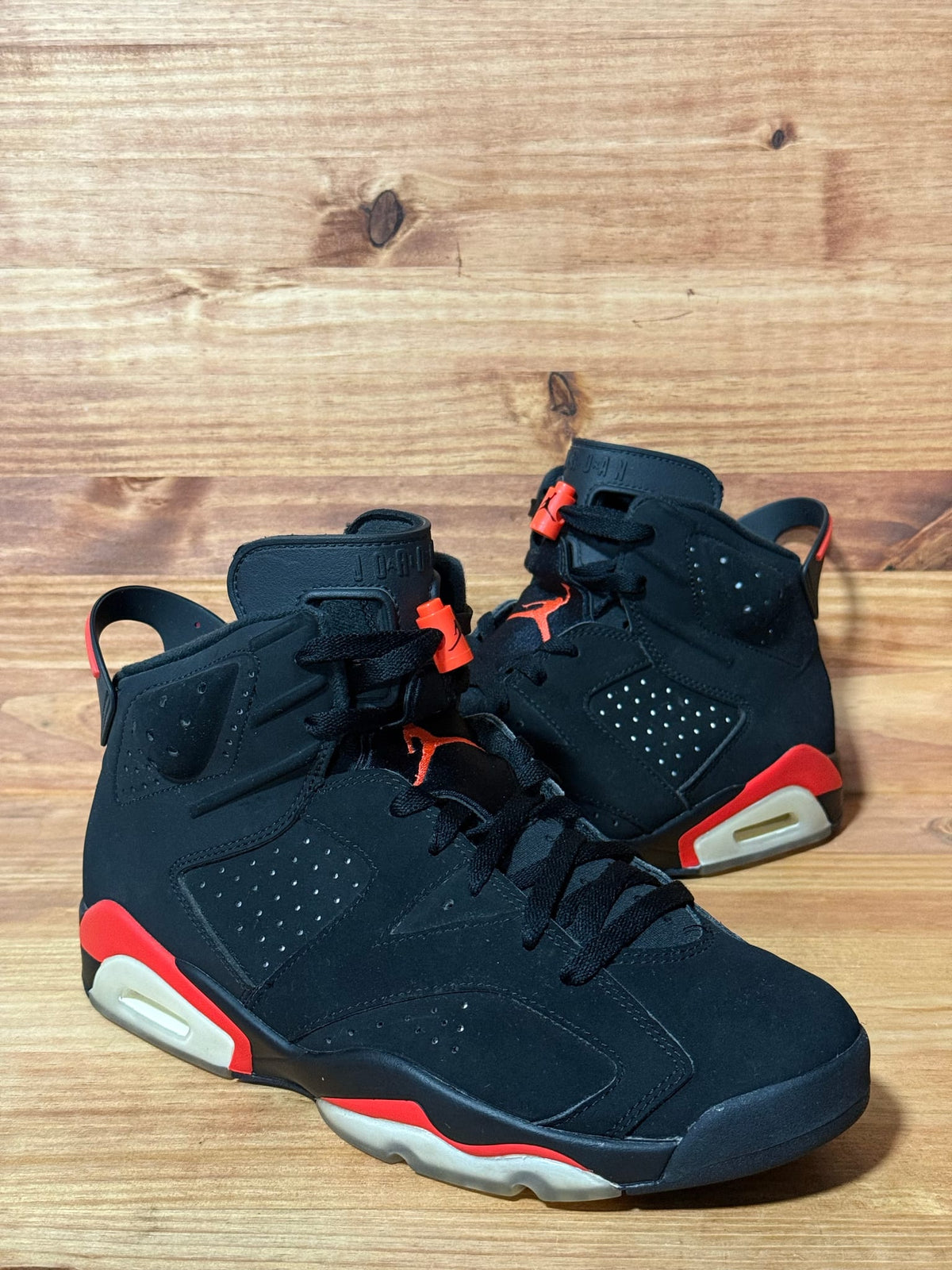 Jordan 6 Retro Black Infrared (2019) - Size 9.5