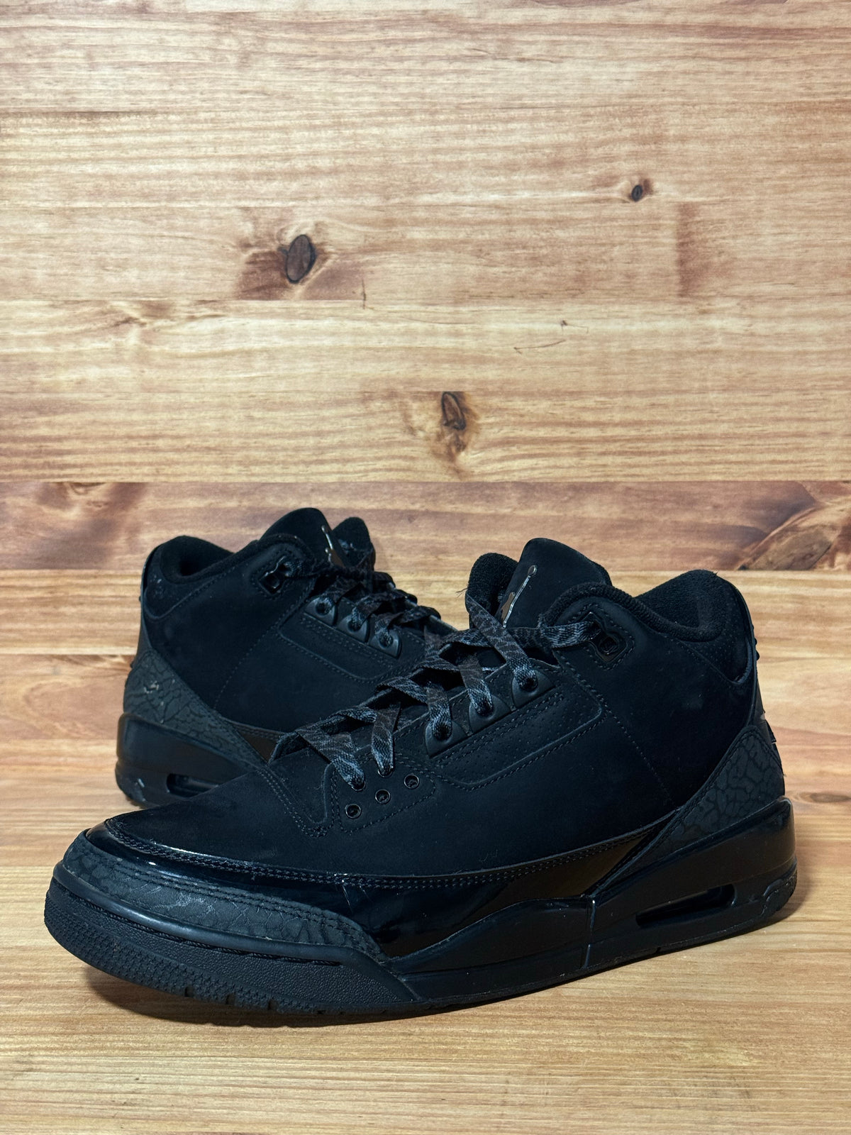 Jordan 3 Retro Black Cat (2025)