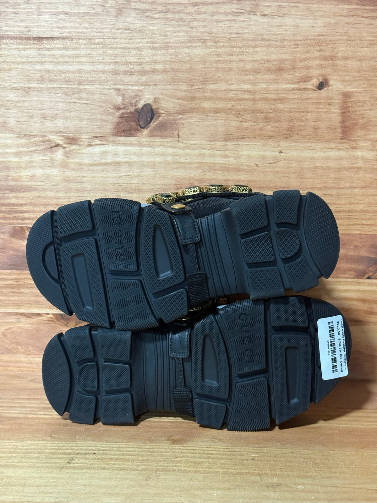 Gucci Wmns Flashtrek Crystals 'Black' - Size 7W/5.5M