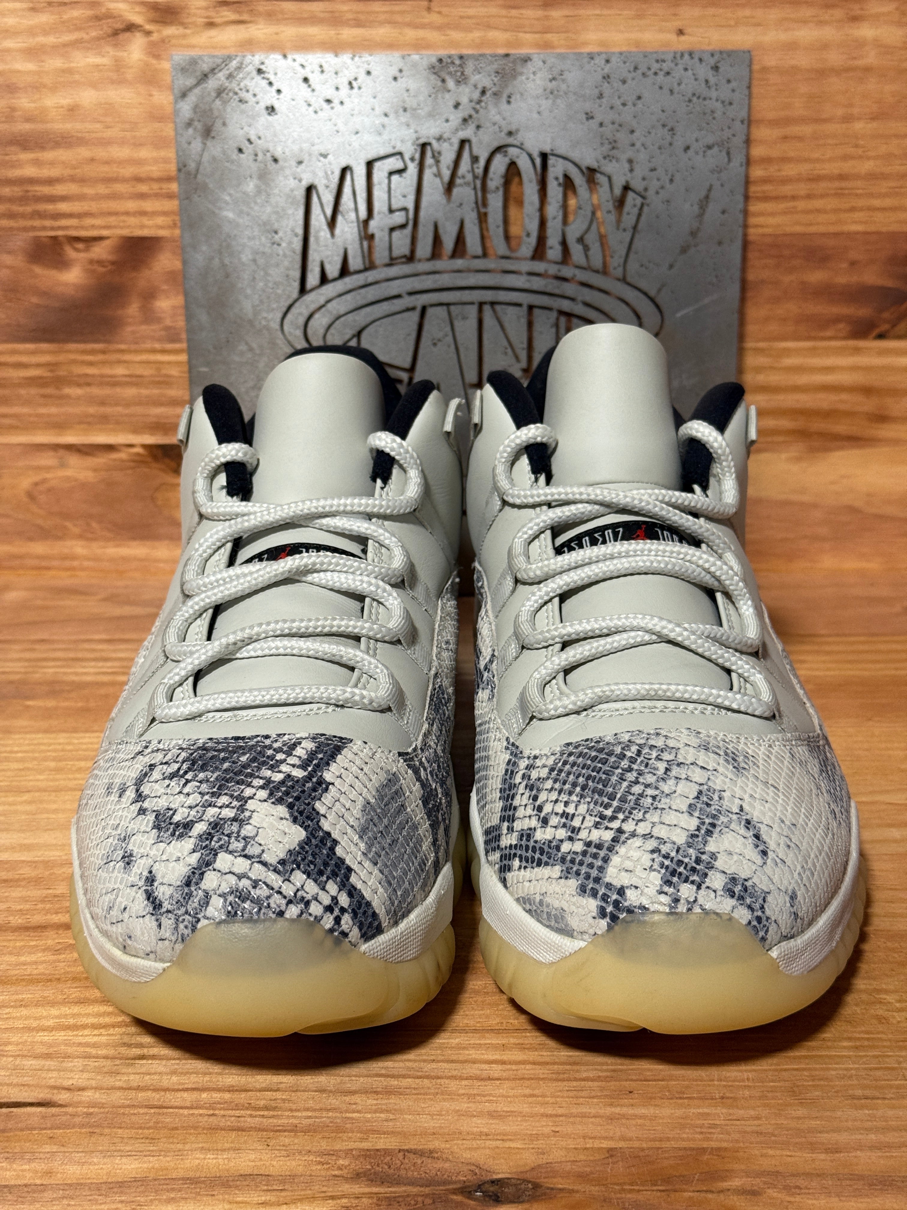 Jordan 11 Retro Low Snake Light Bone