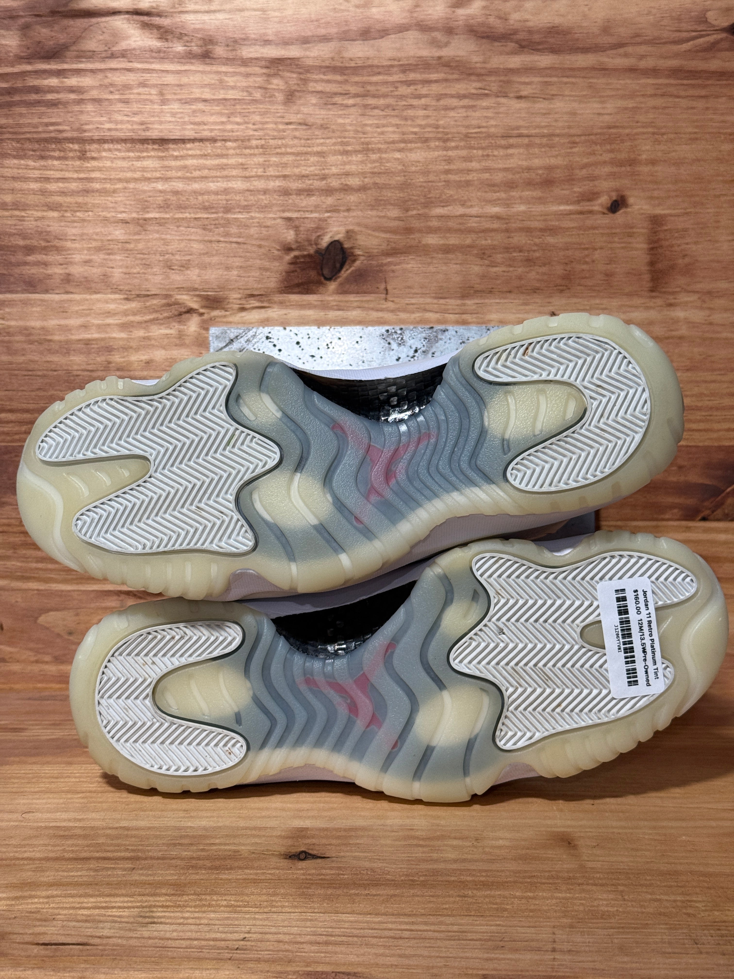 Jordan 11 Retro Platinum Tint