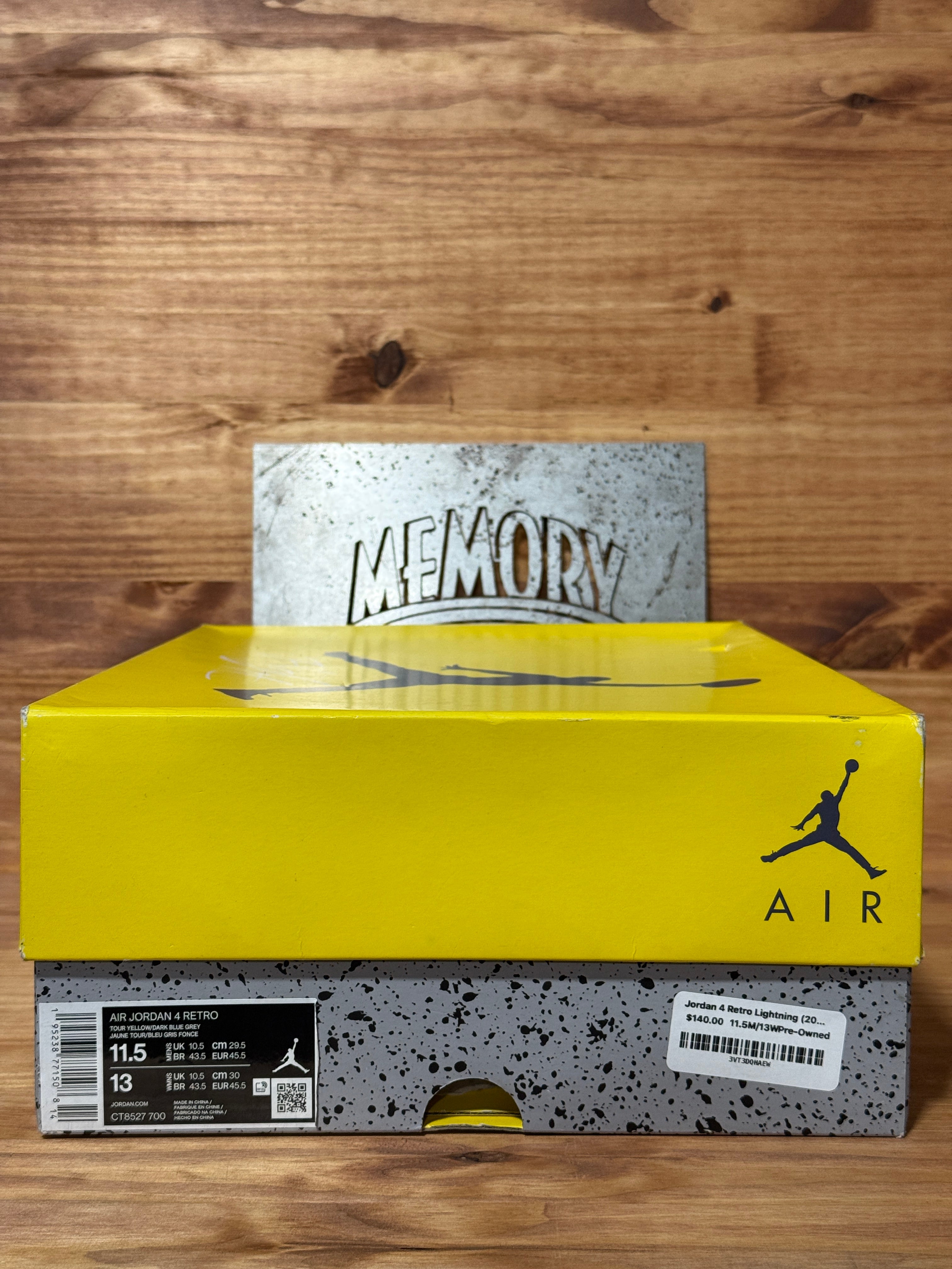 Jordan 4 Retro Lightning (2021)