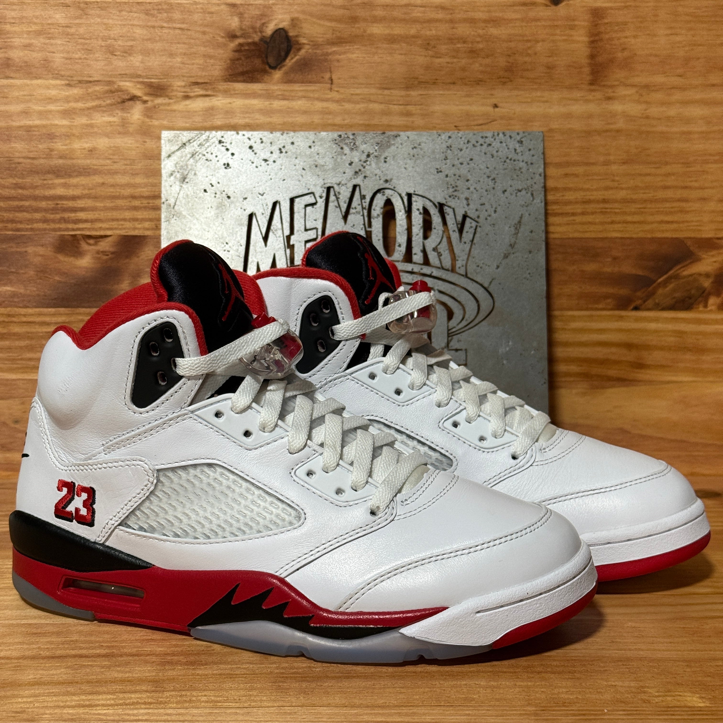 Jordan 5 Retro Fire Red Black Tongue (2025)