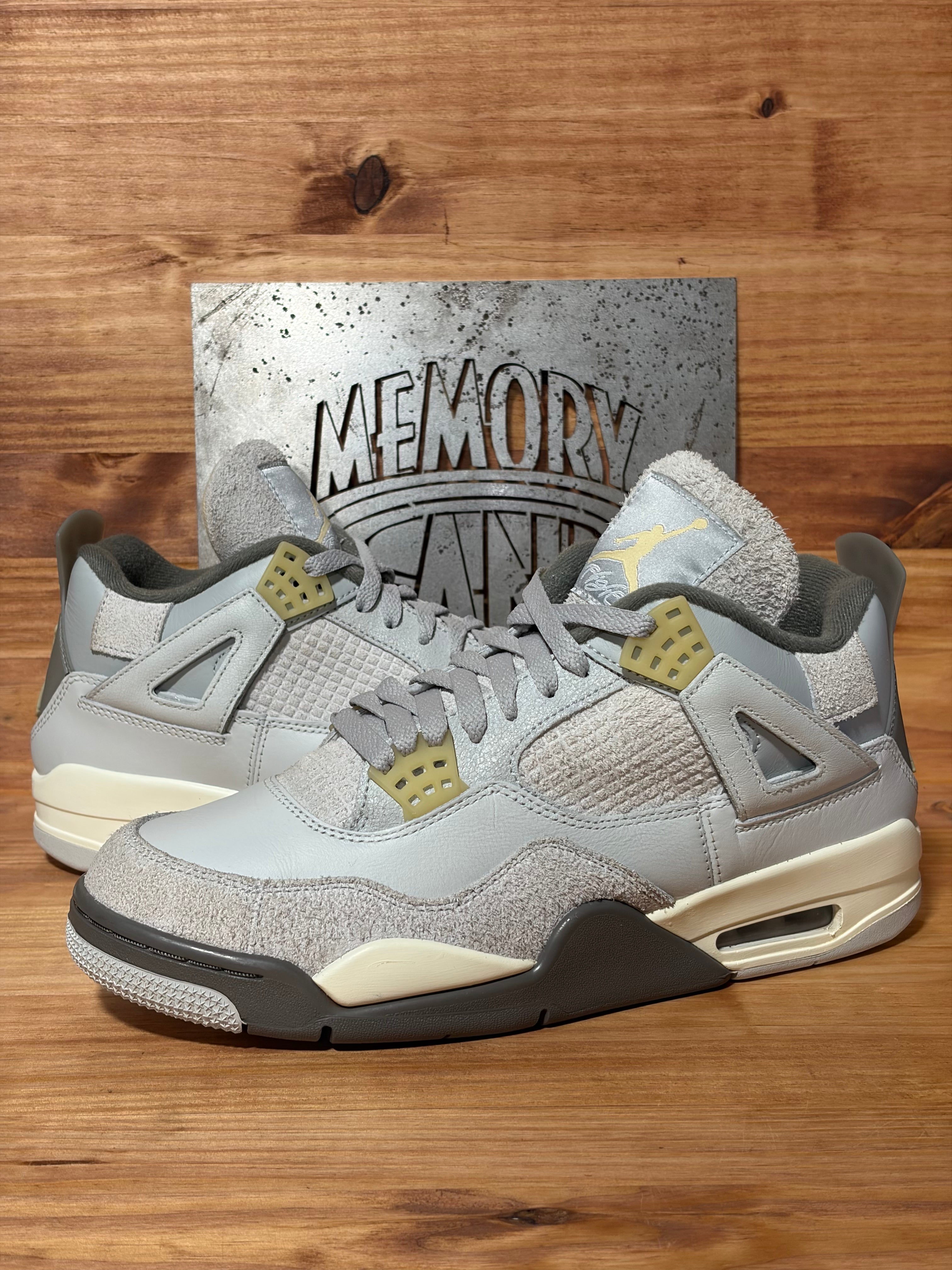 Jordan 4 Retro SE Craft Photon Dust