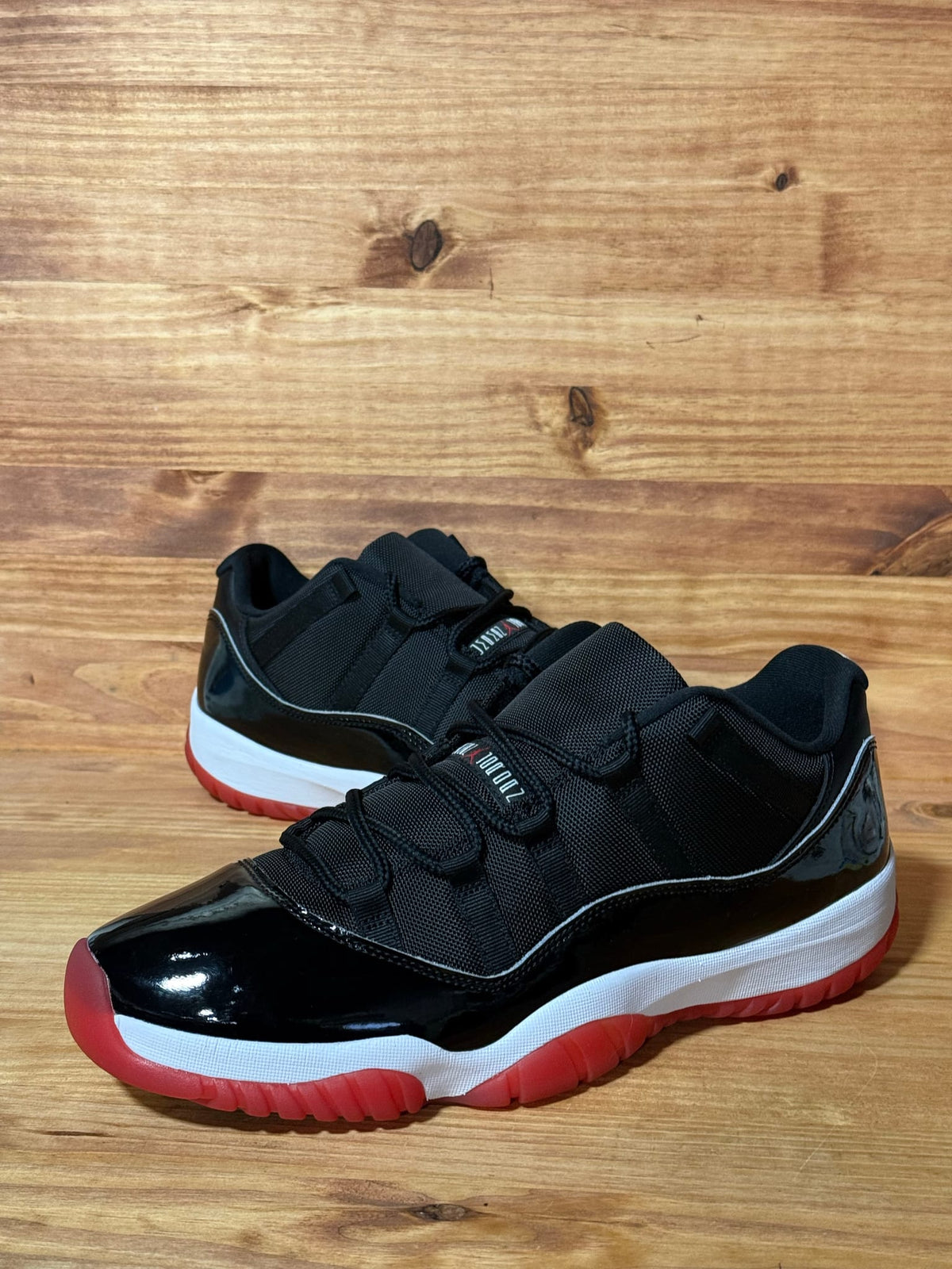 Jordan 11 Retro Low Bred (2025) - Size 13