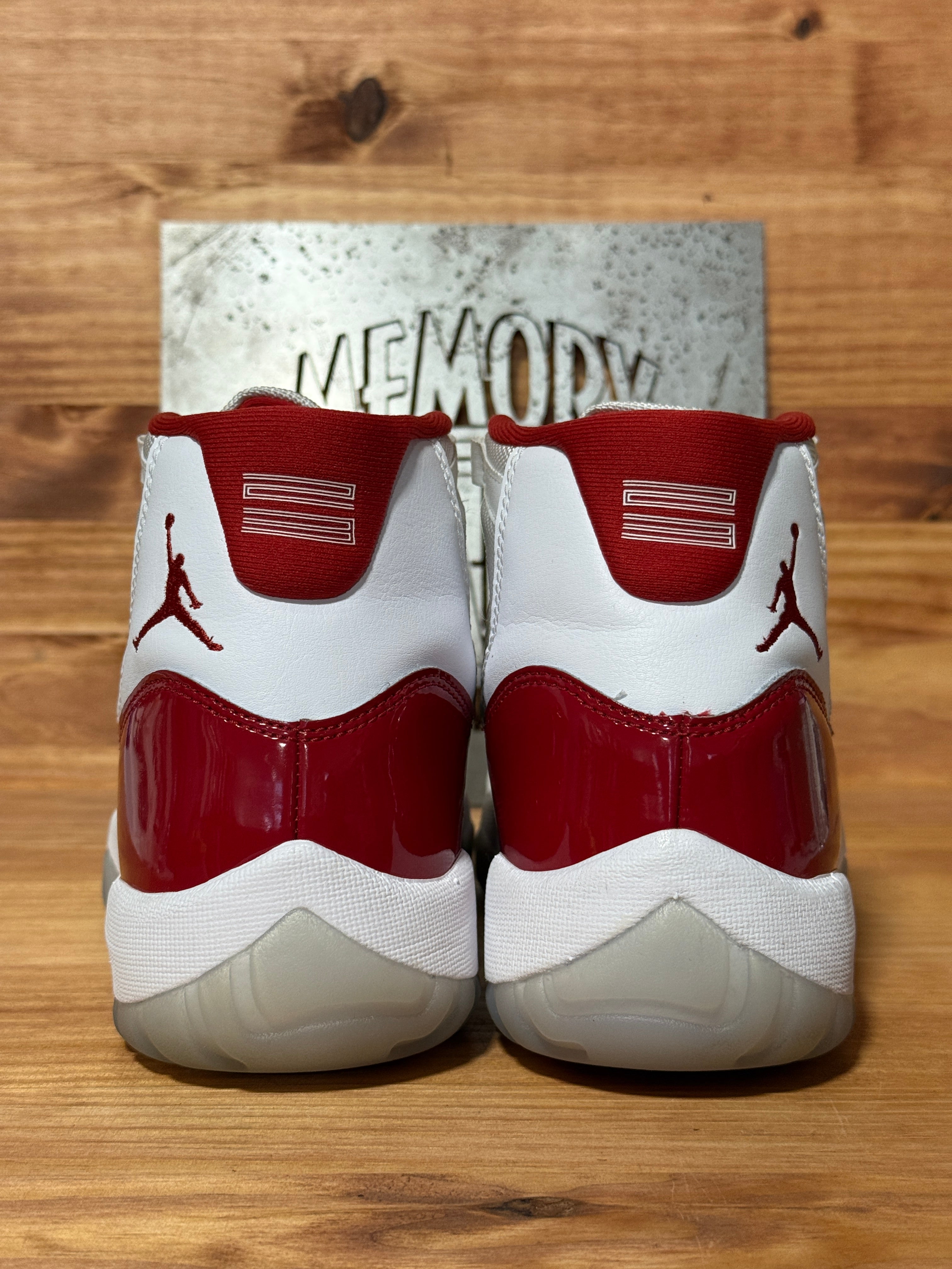 Jordan 11 Retro Cherry (2022)