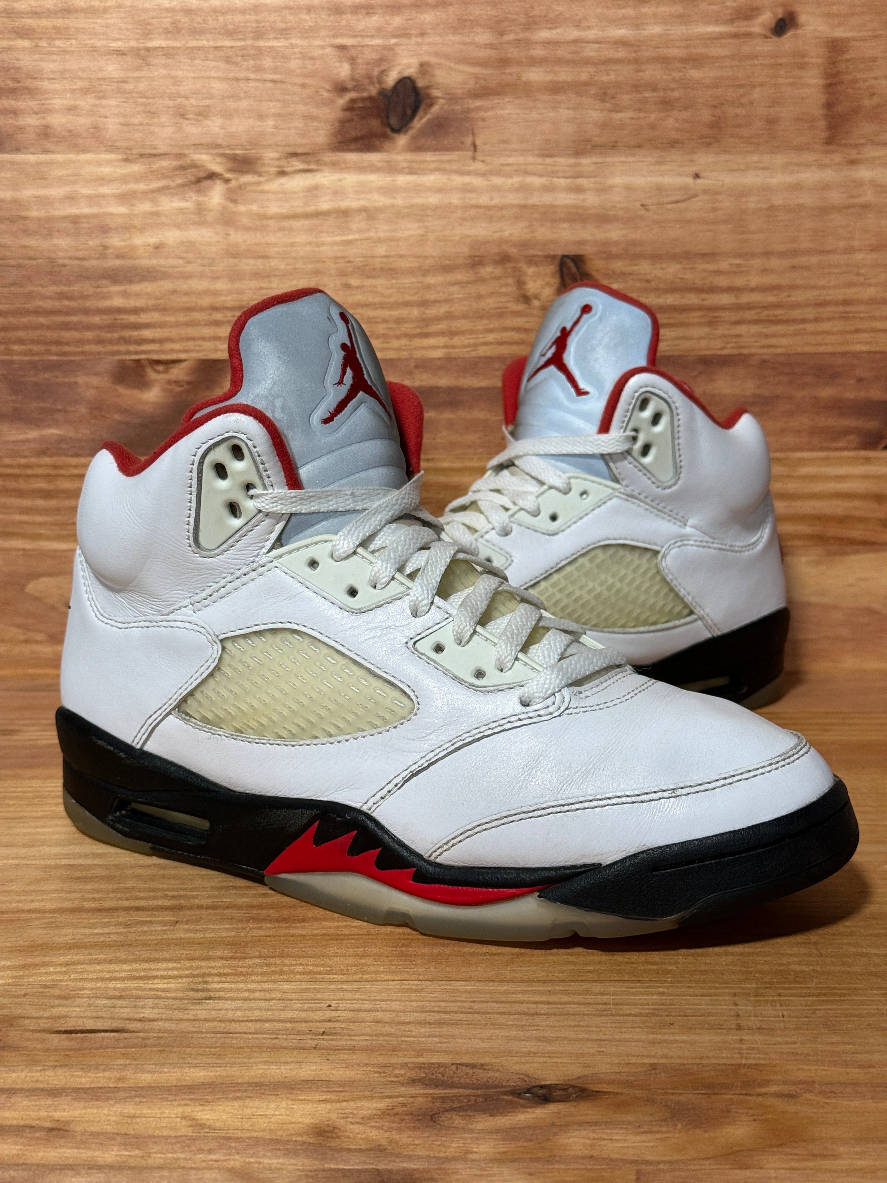 Jordan 5 Retro Fire Red Silver Tongue (2020)