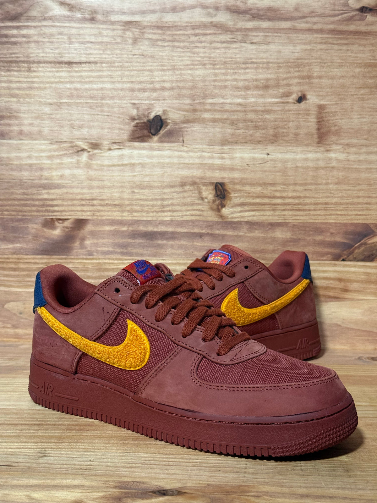 Nike Air Force 1 Low La Familia