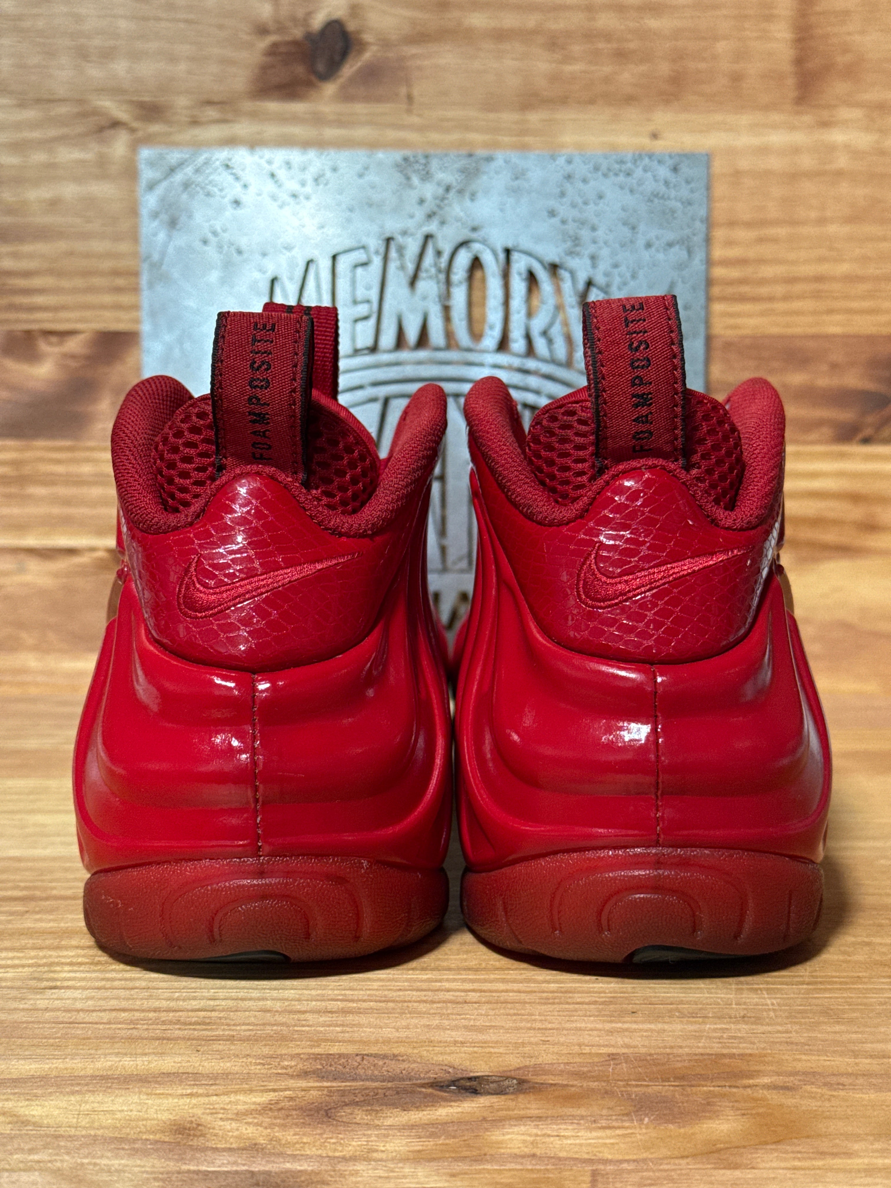 Nike Air Foamposite Pro Red October (2026)